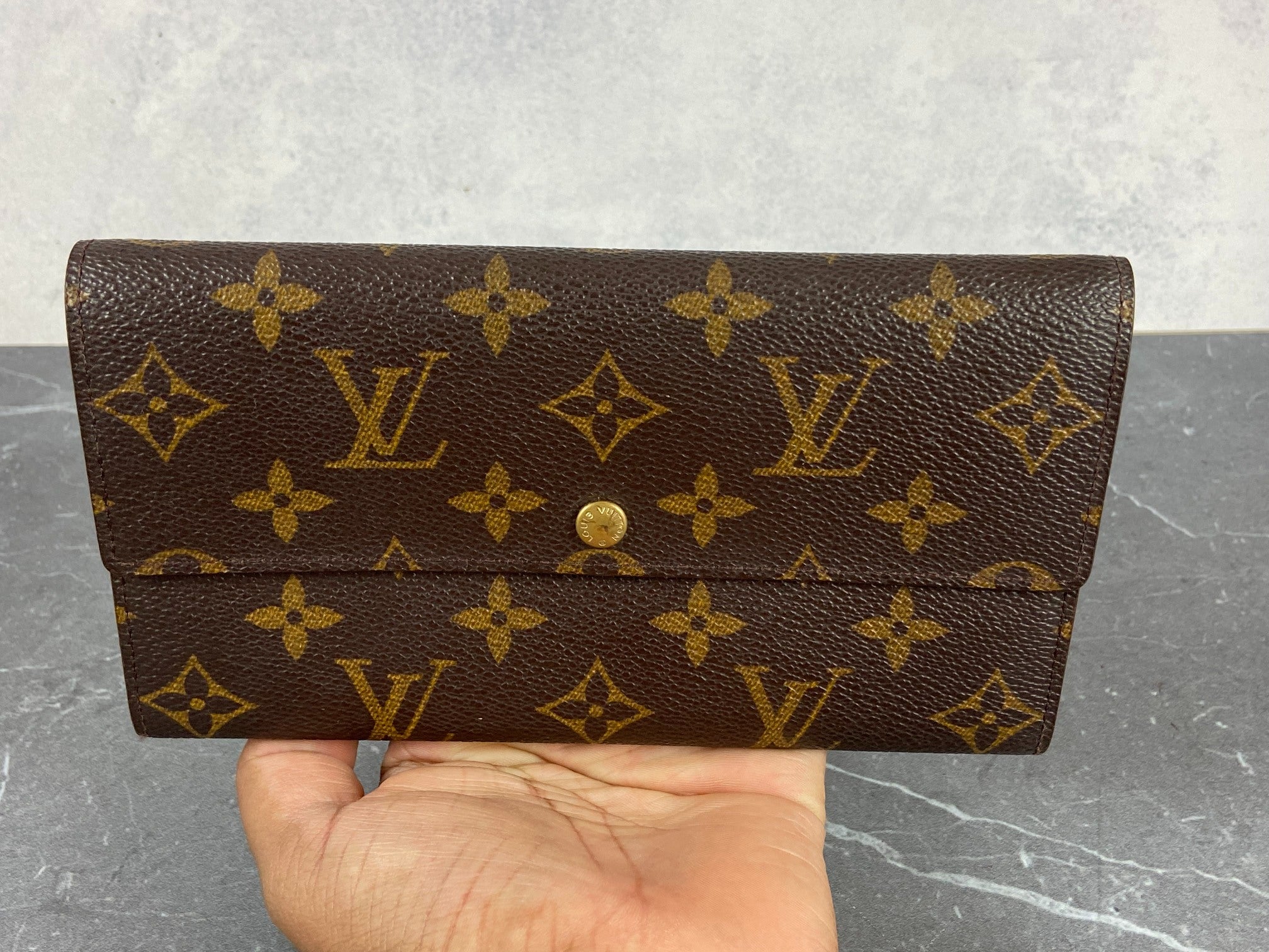 Louis Vuitton Sarah Wallet Monogram Canvas