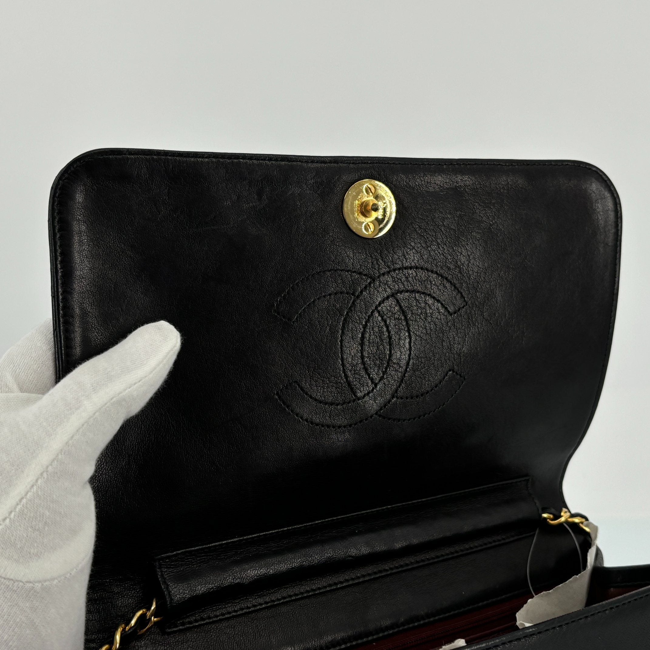 Chanel Full Flap Bag Push-Lock Black Matelassé Leather