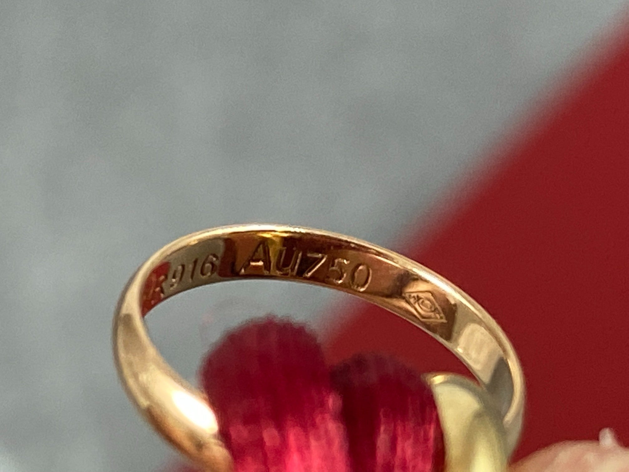 Cartier Trinity Bracelet 18K Gold