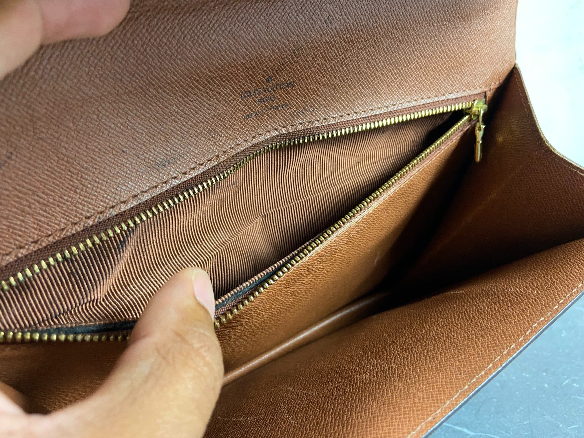 Louis Vuitton Monceau 26 Monogram Canvas