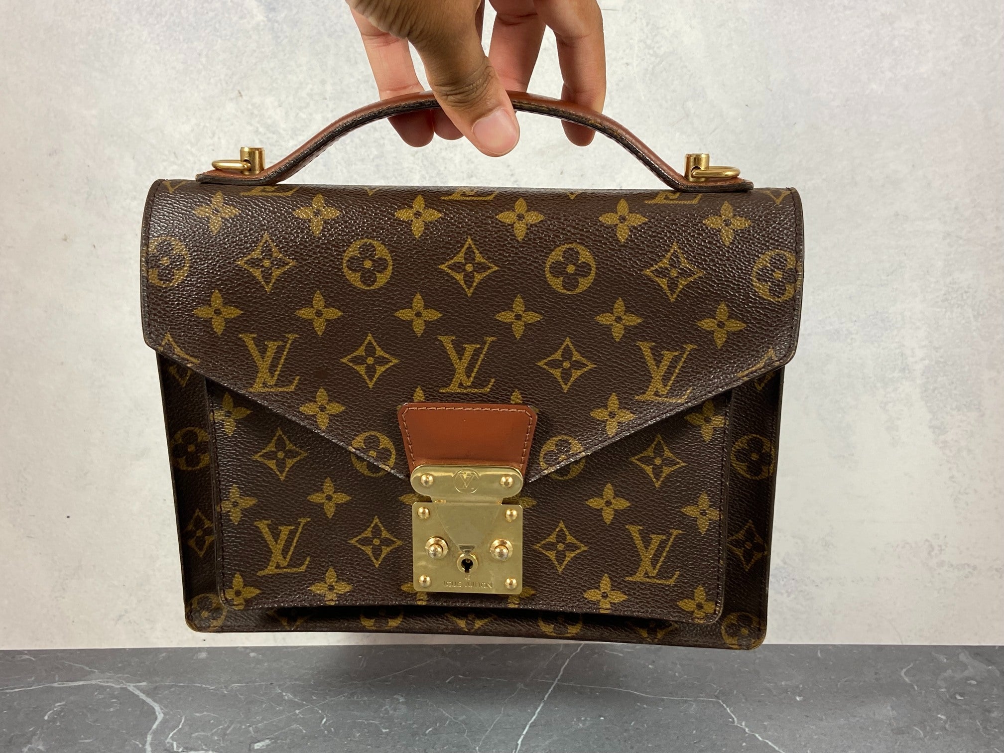 Louis Vuitton Monceau 26 Monogram Canvas