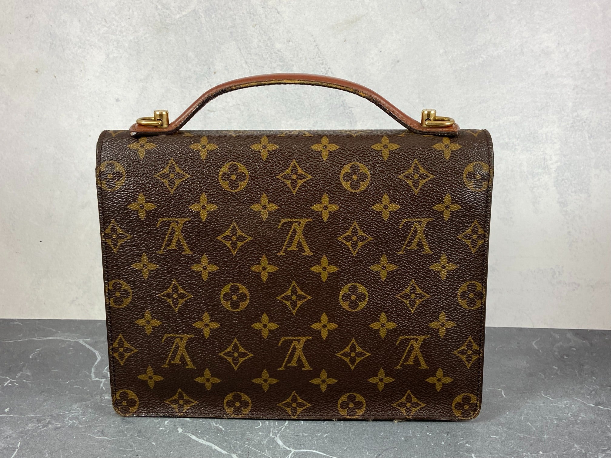 Louis Vuitton Monceau 26 Monogram Canvas