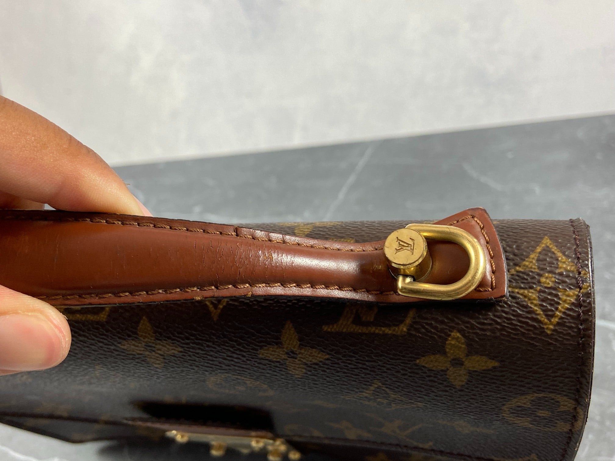 Louis Vuitton Monceau 26 Monogram Canvas