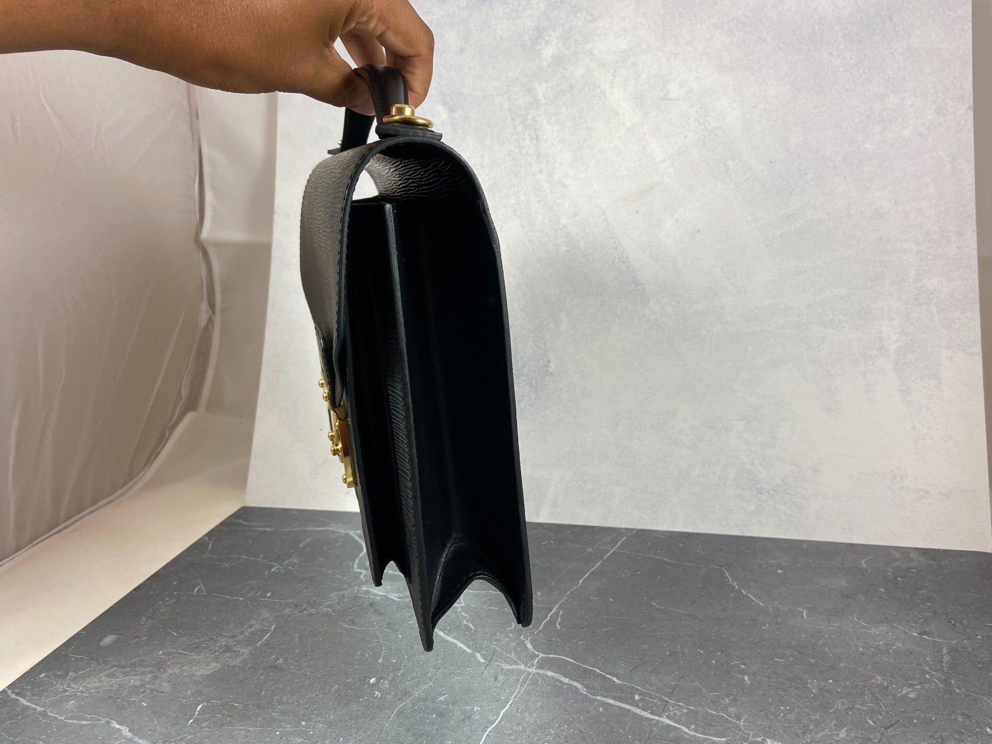 Louis Vuitton Monceau 28 Black Epi Leather