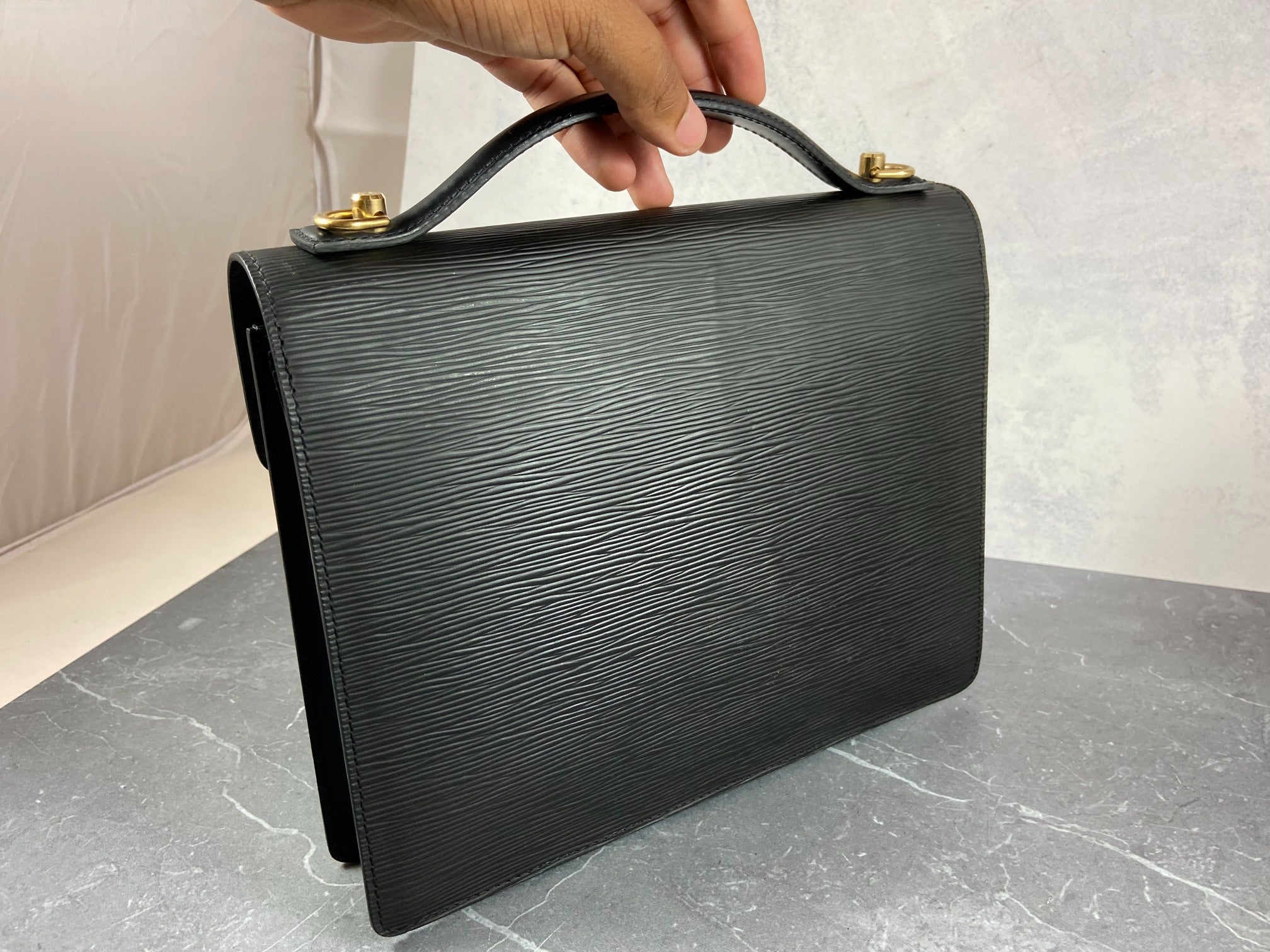 Louis Vuitton Monceau 28 Black Epi Leather