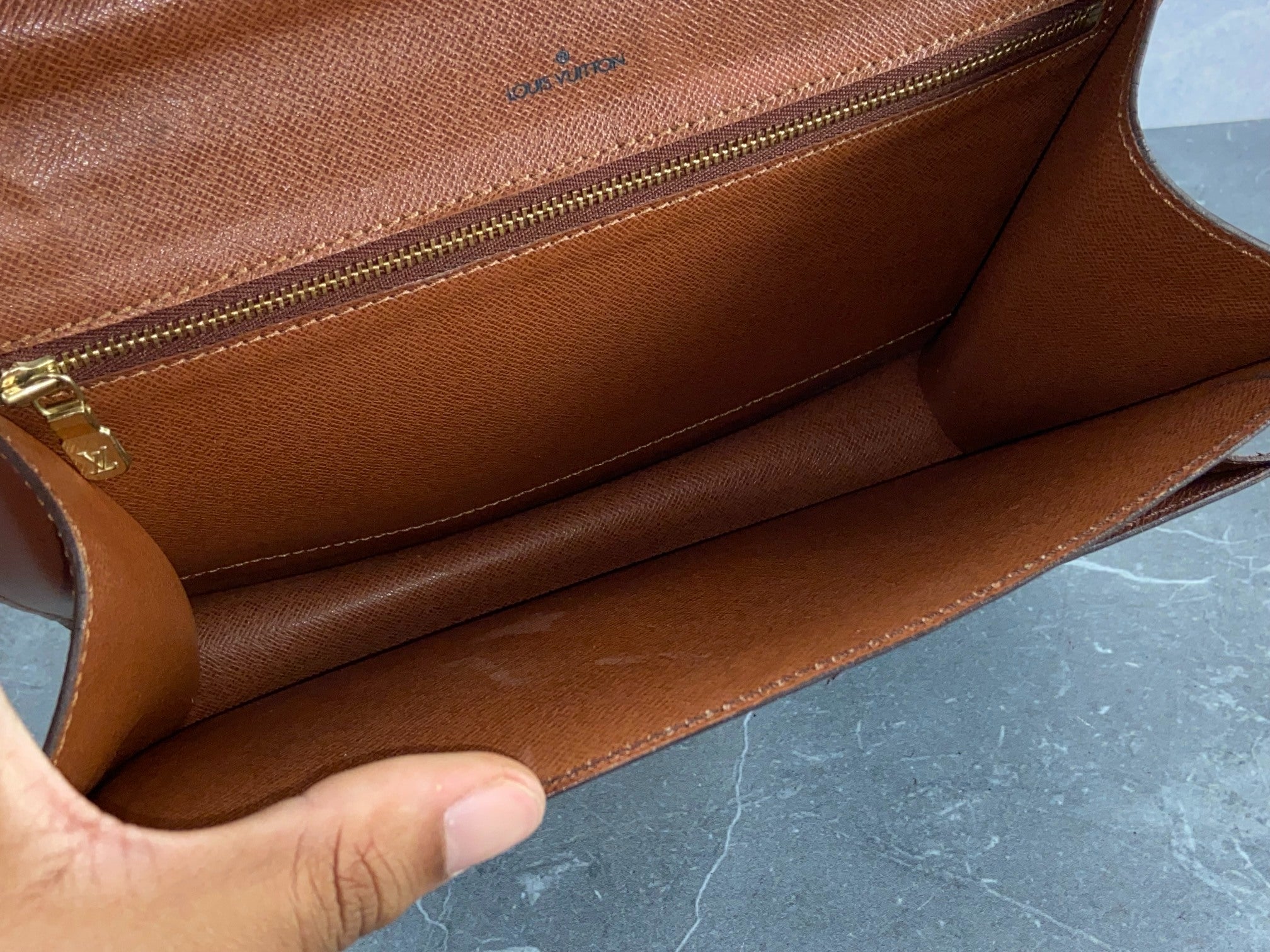 Louis Vuitton Monceau 26 Monogram Canvas