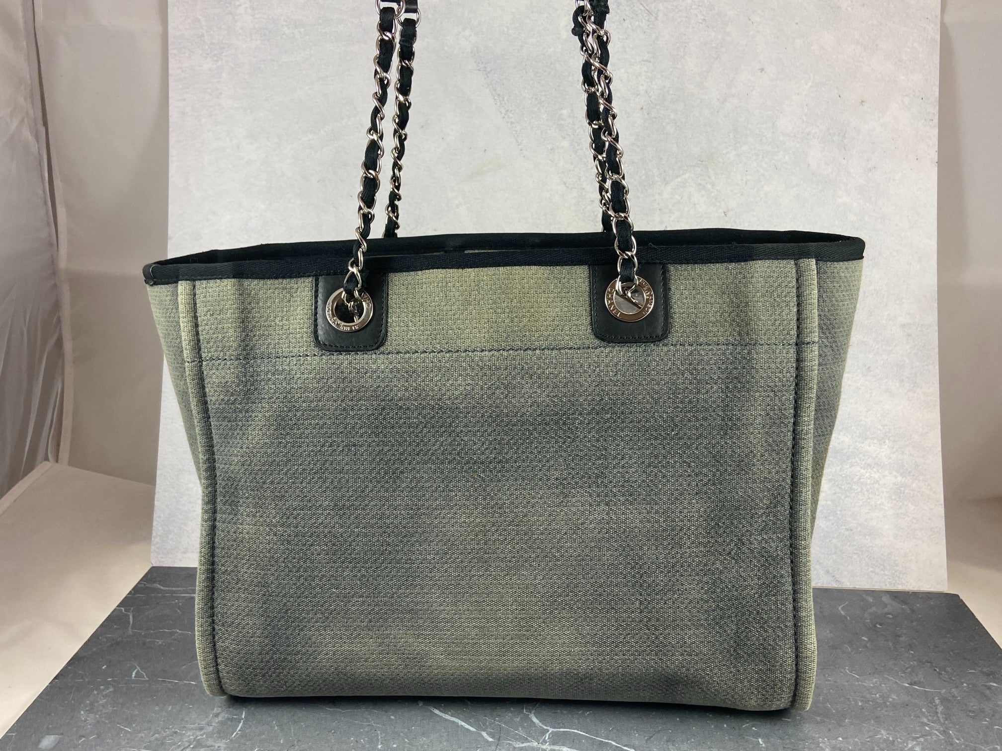 Chanel Deauville Hand / Tote Bag Black