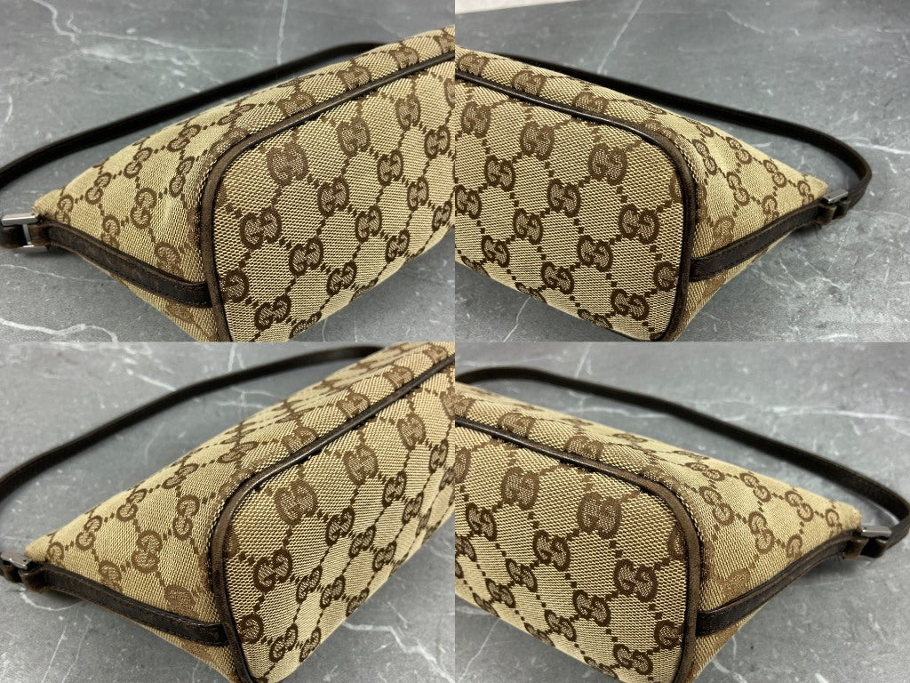 Gucci Banana Boat Accessory Pouch Beige GG Monogram