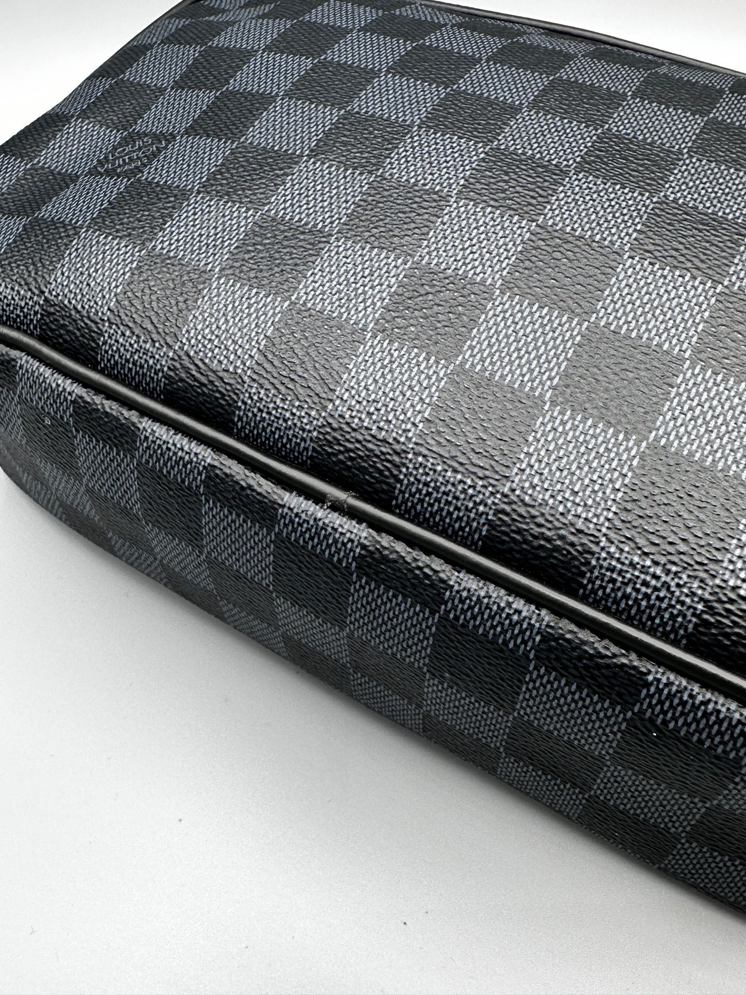 Louis Vuitton Trousse Toilette GM Damier Cobalt