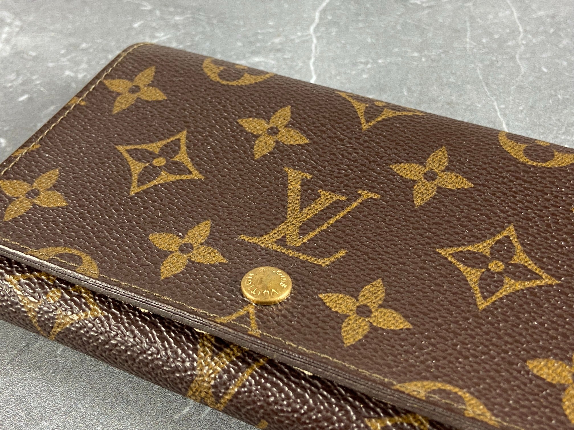 Louis Vuitton Porte-Monnaie Tresor Monogram Canvas