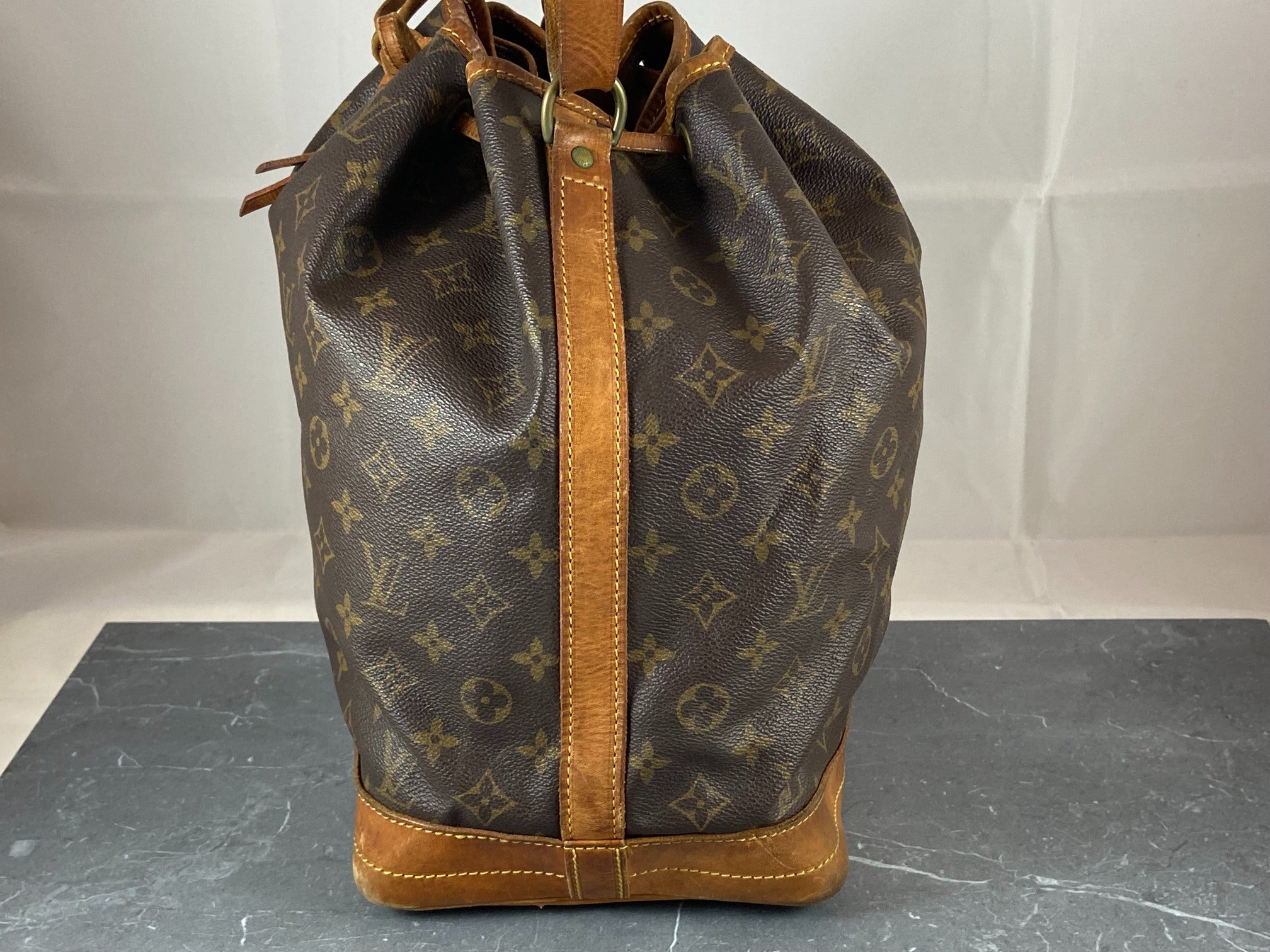 Louis Vuitton Sac Noé Grand Monogram Canvas