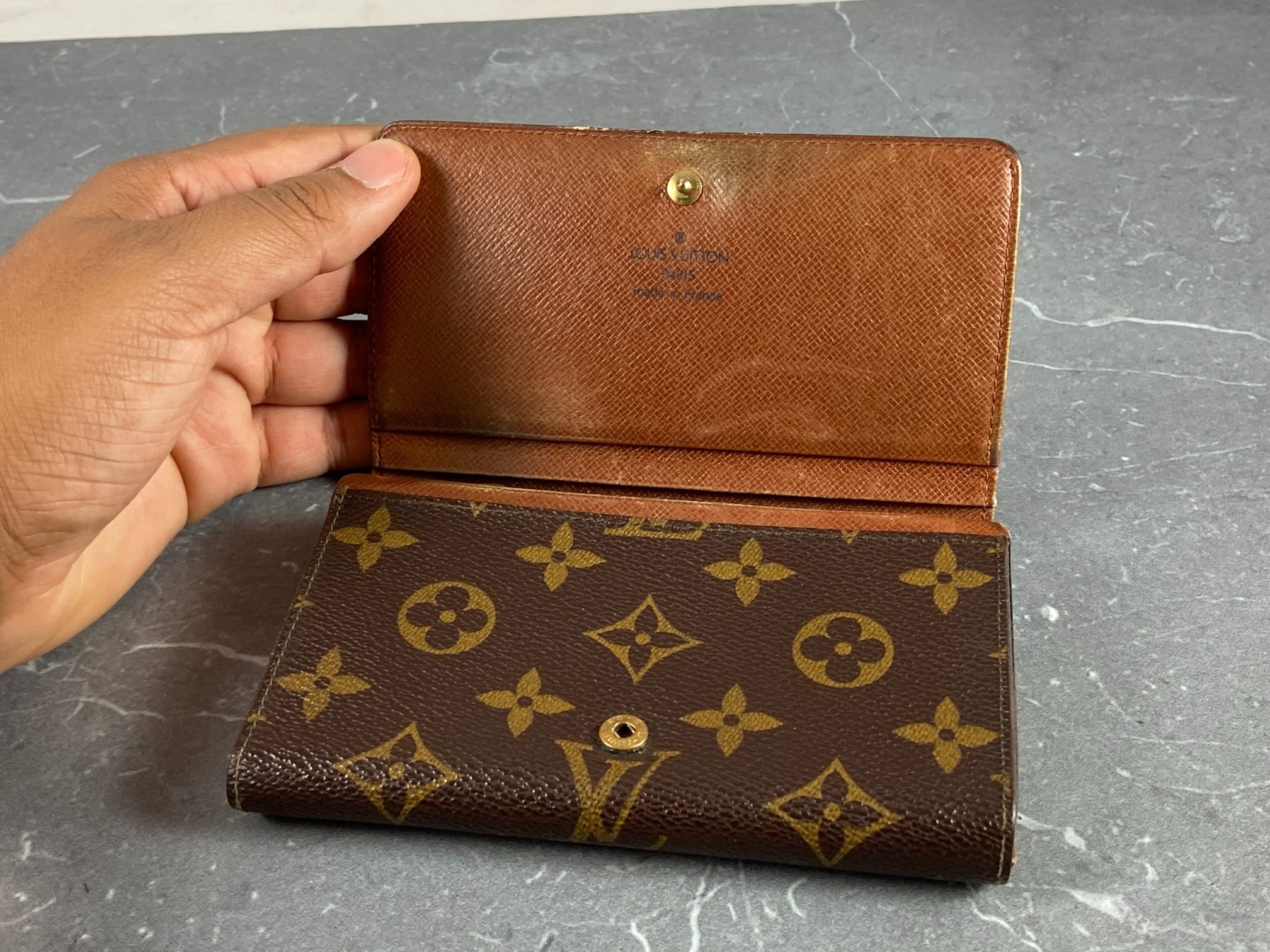 Louis Vuitton Porte-Monnaie Tresor Monogram Canvas