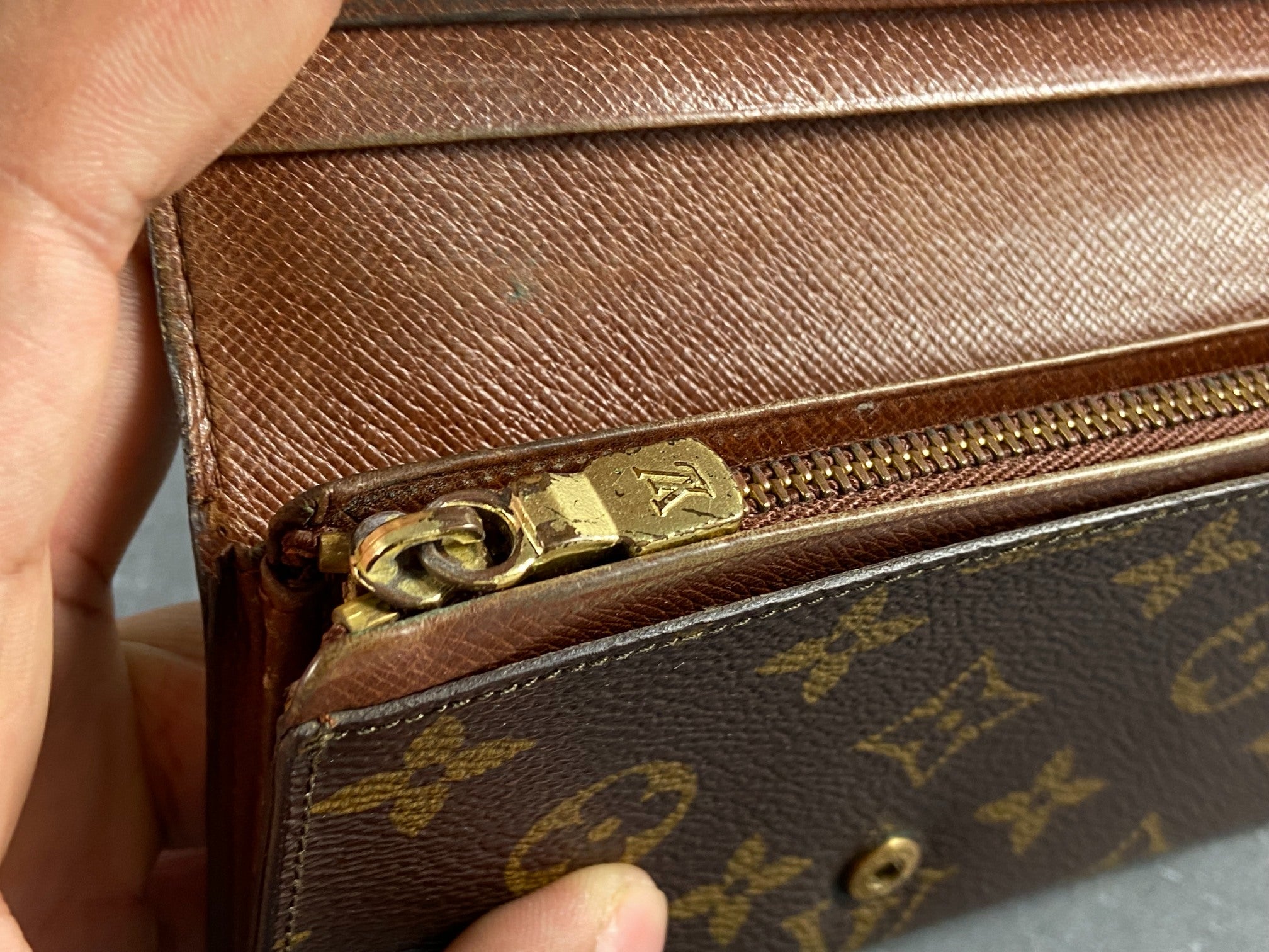 Louis Vuitton Porte-Monnaie Tresor Monogram Canvas