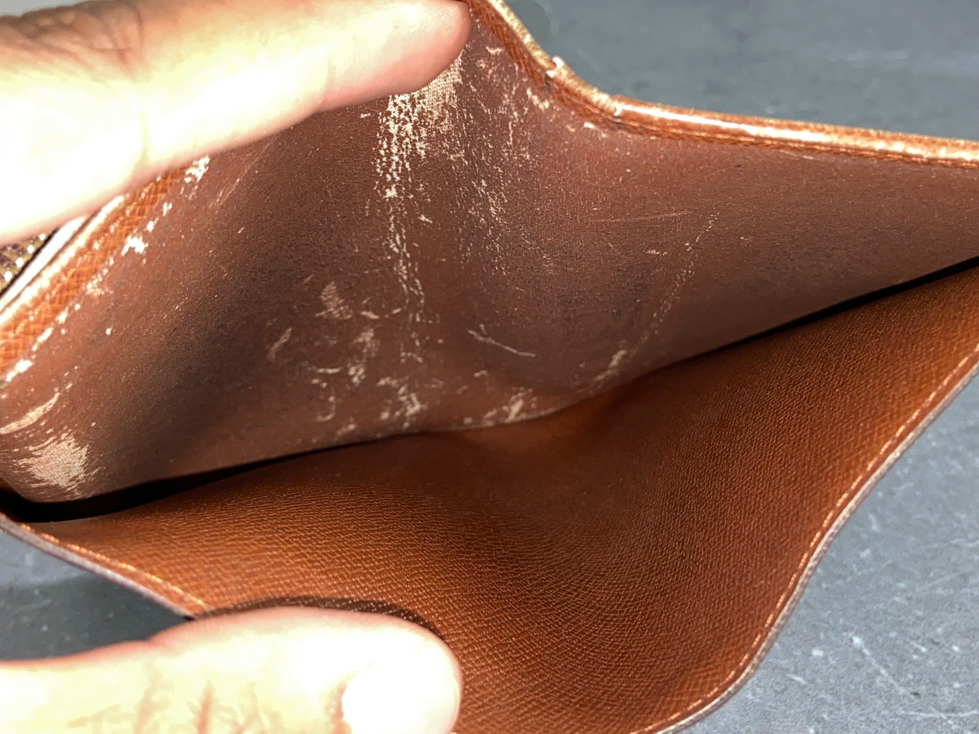 Louis Vuitton Porte-Monnaie Tresor Monogram Canvas