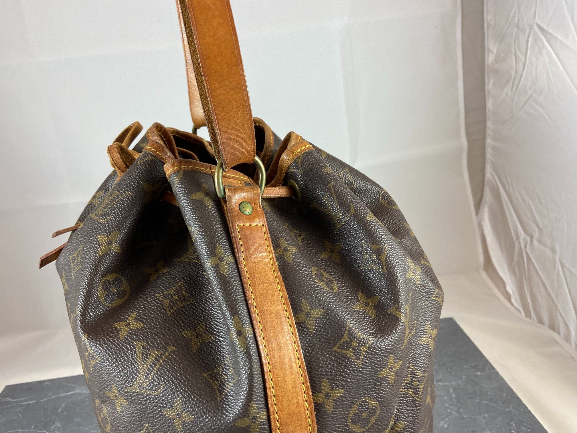 Louis Vuitton Sac Noé Grand Monogram Canvas
