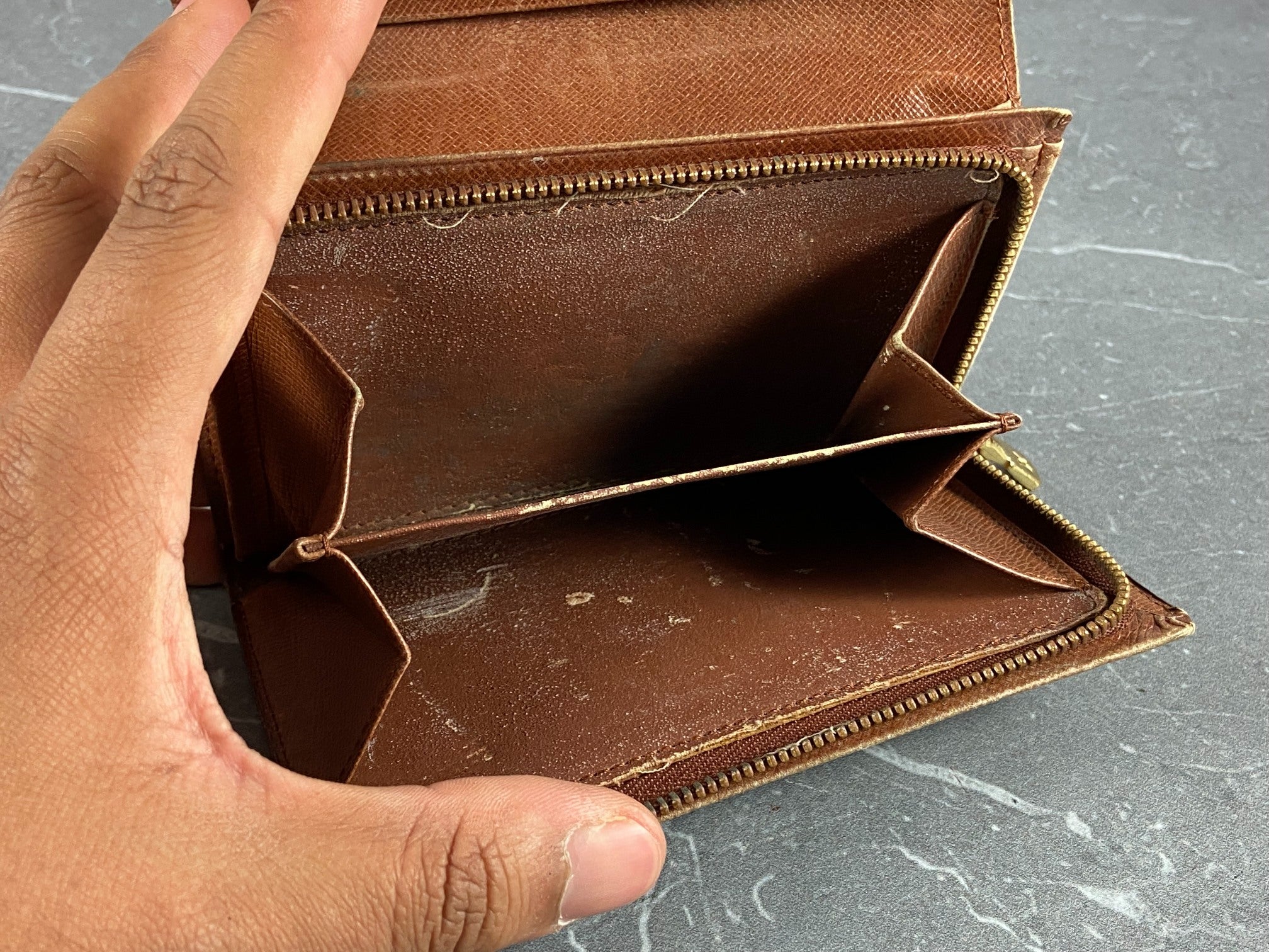 Louis Vuitton Porte-Monnaie Tresor Monogram Canvas