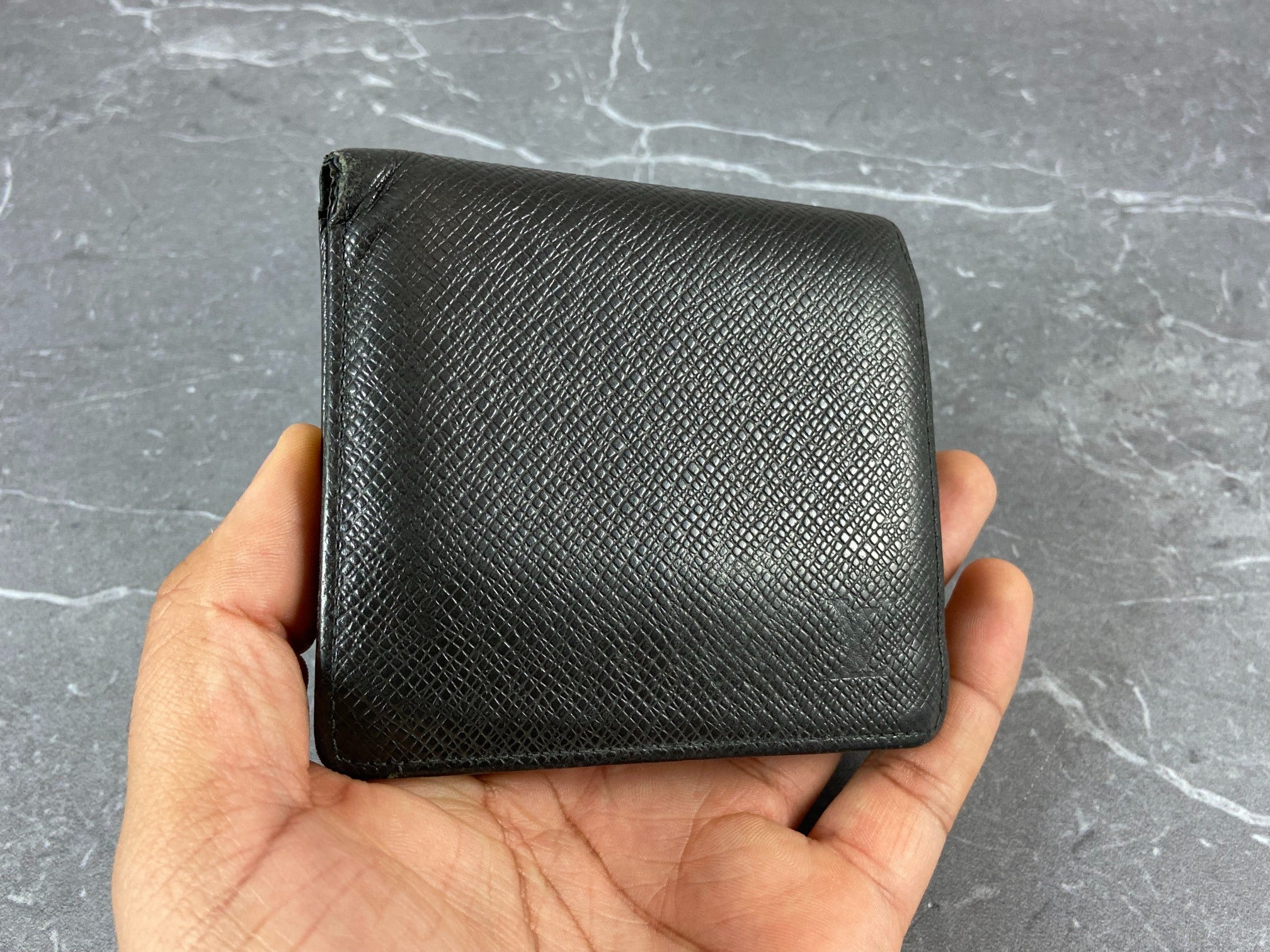 Louis Vuitton Bifold Wallet Black Taiga Leather