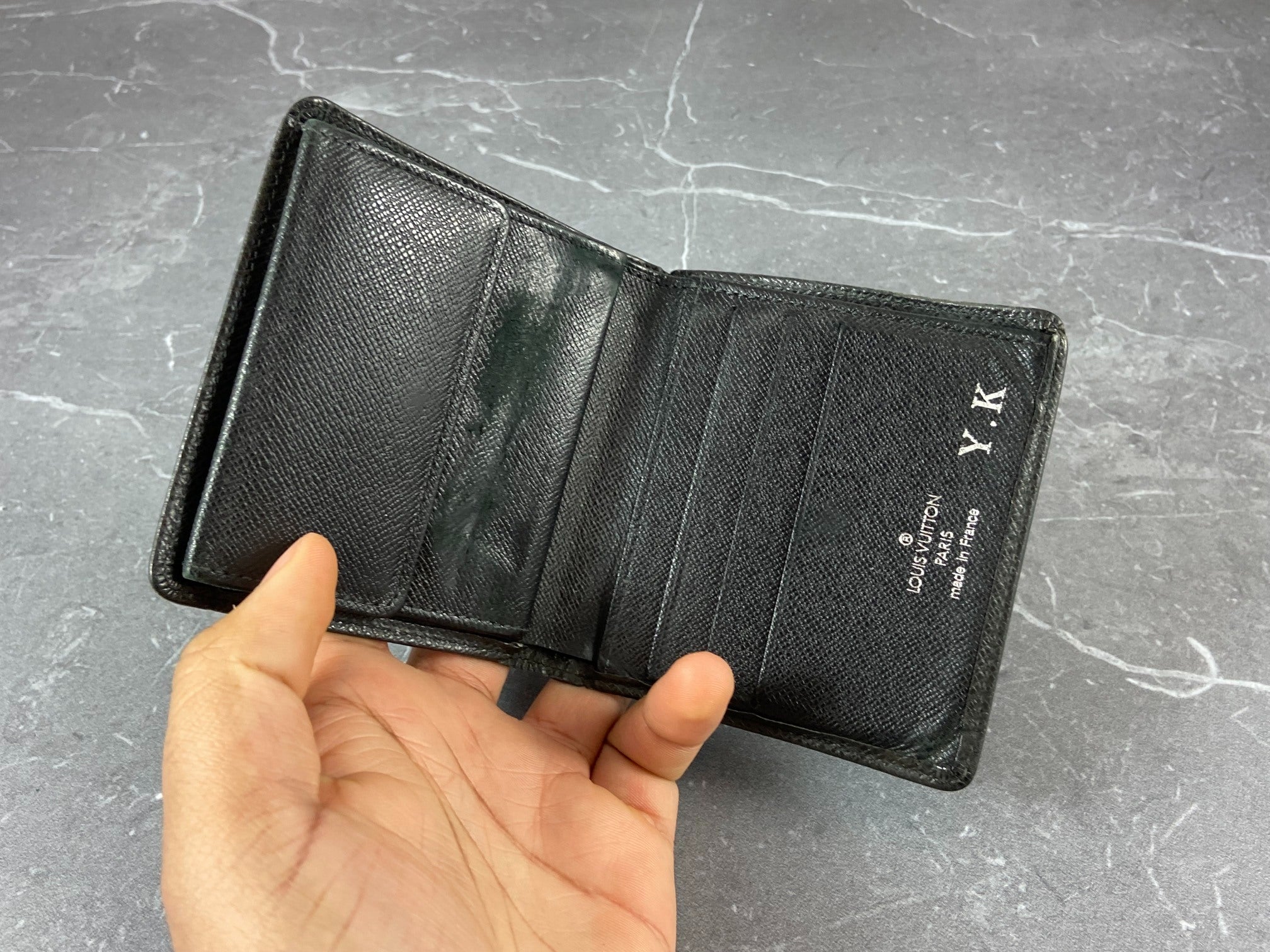 Louis Vuitton Bifold Wallet Black Taiga Leather