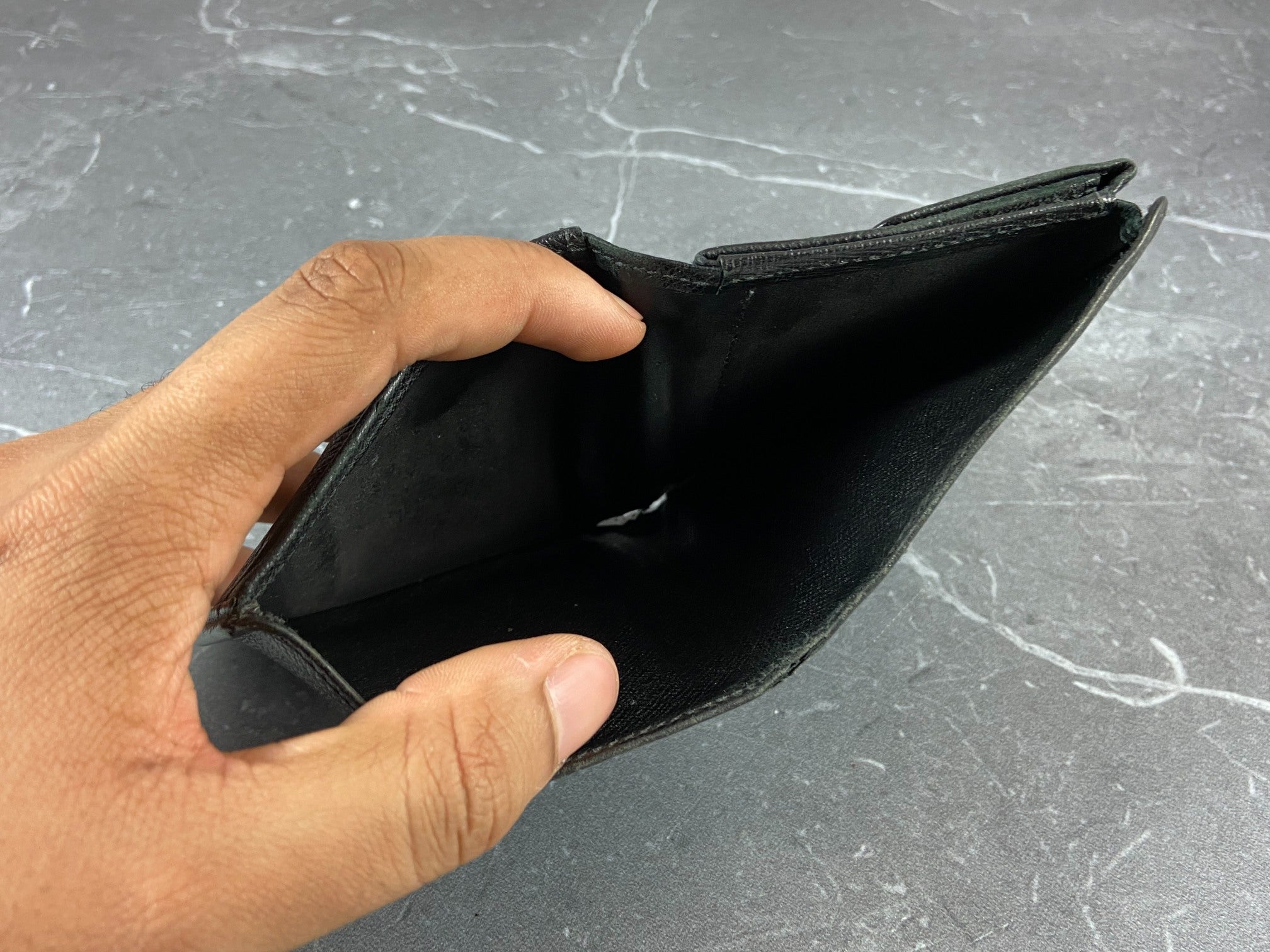 Louis Vuitton Bifold Wallet Black Taiga Leather