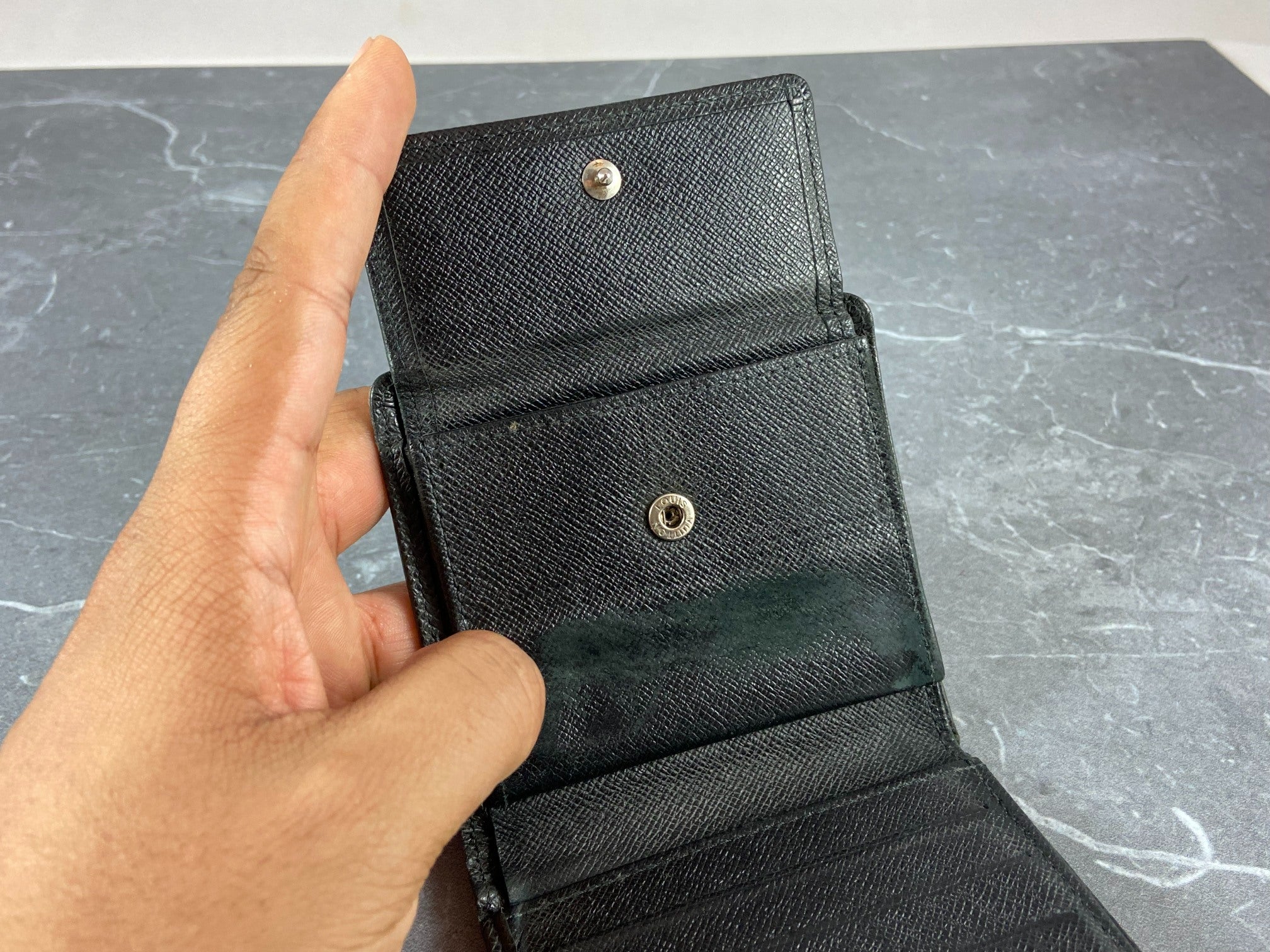 Louis Vuitton Bifold Wallet Black Taiga Leather