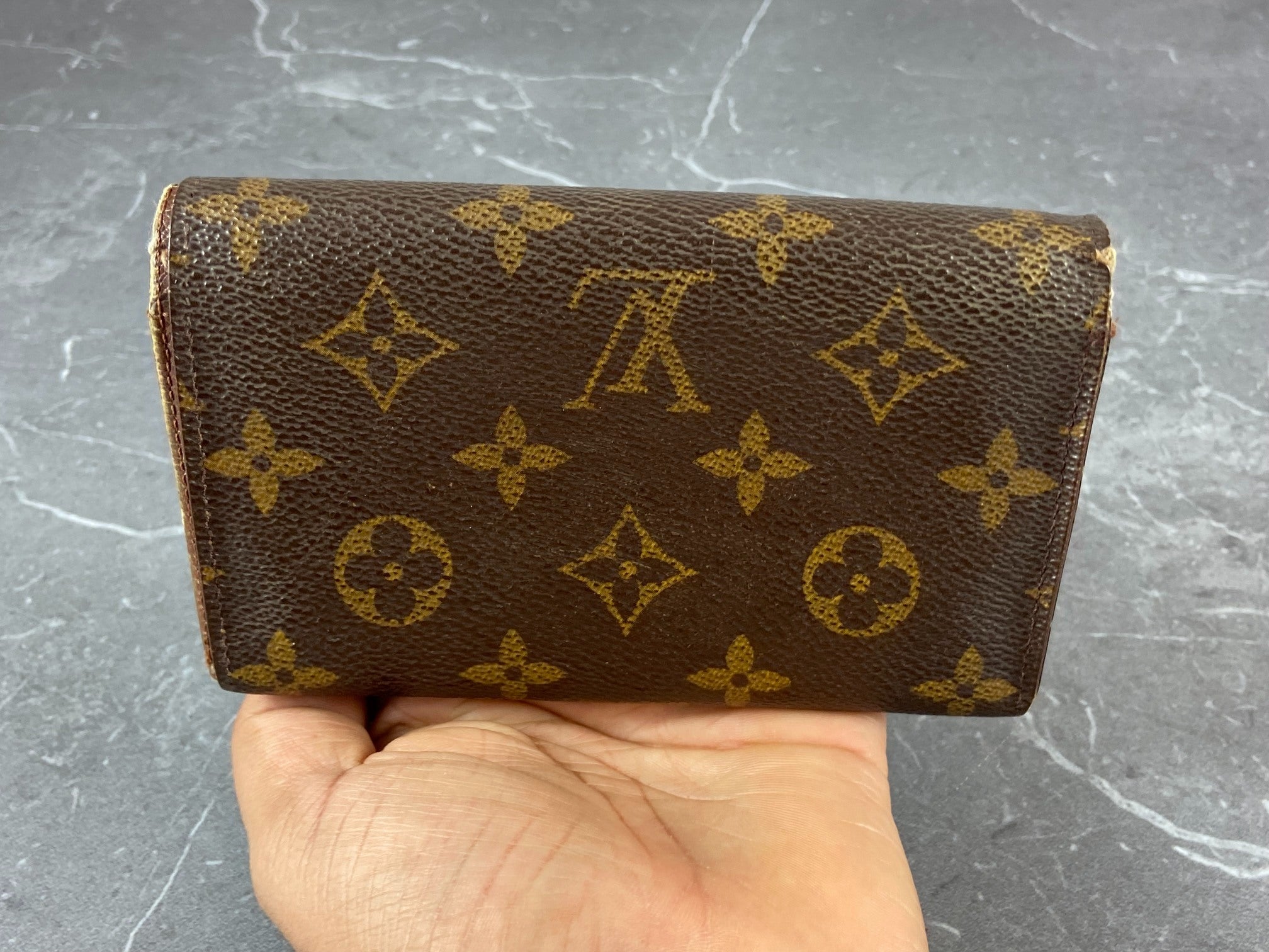 Louis Vuitton Porte-Monnaie Tresor Monogram Canvas