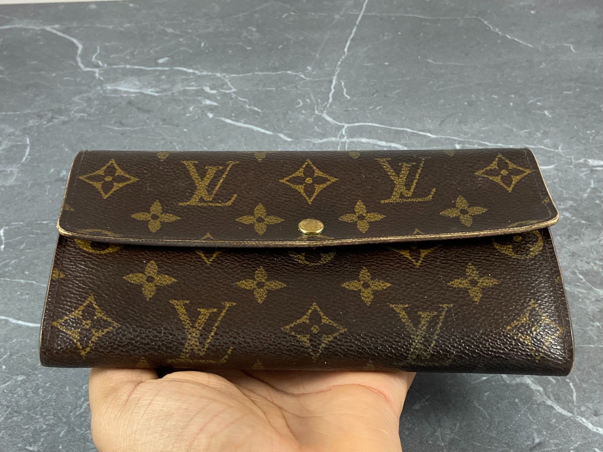Louis Vuitton Sarah Wallet Monogram Canvas