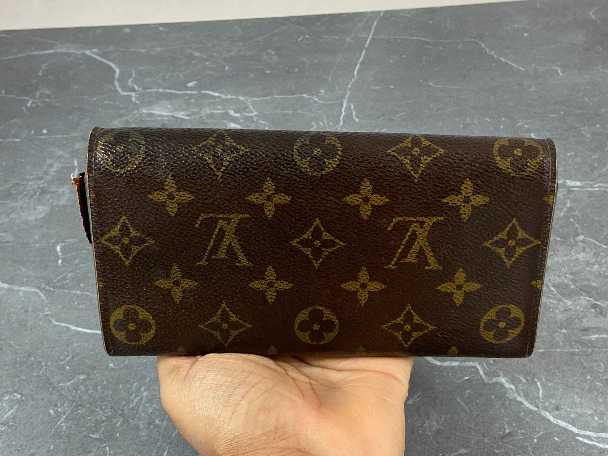 Louis Vuitton Sarah Wallet Monogram Canvas