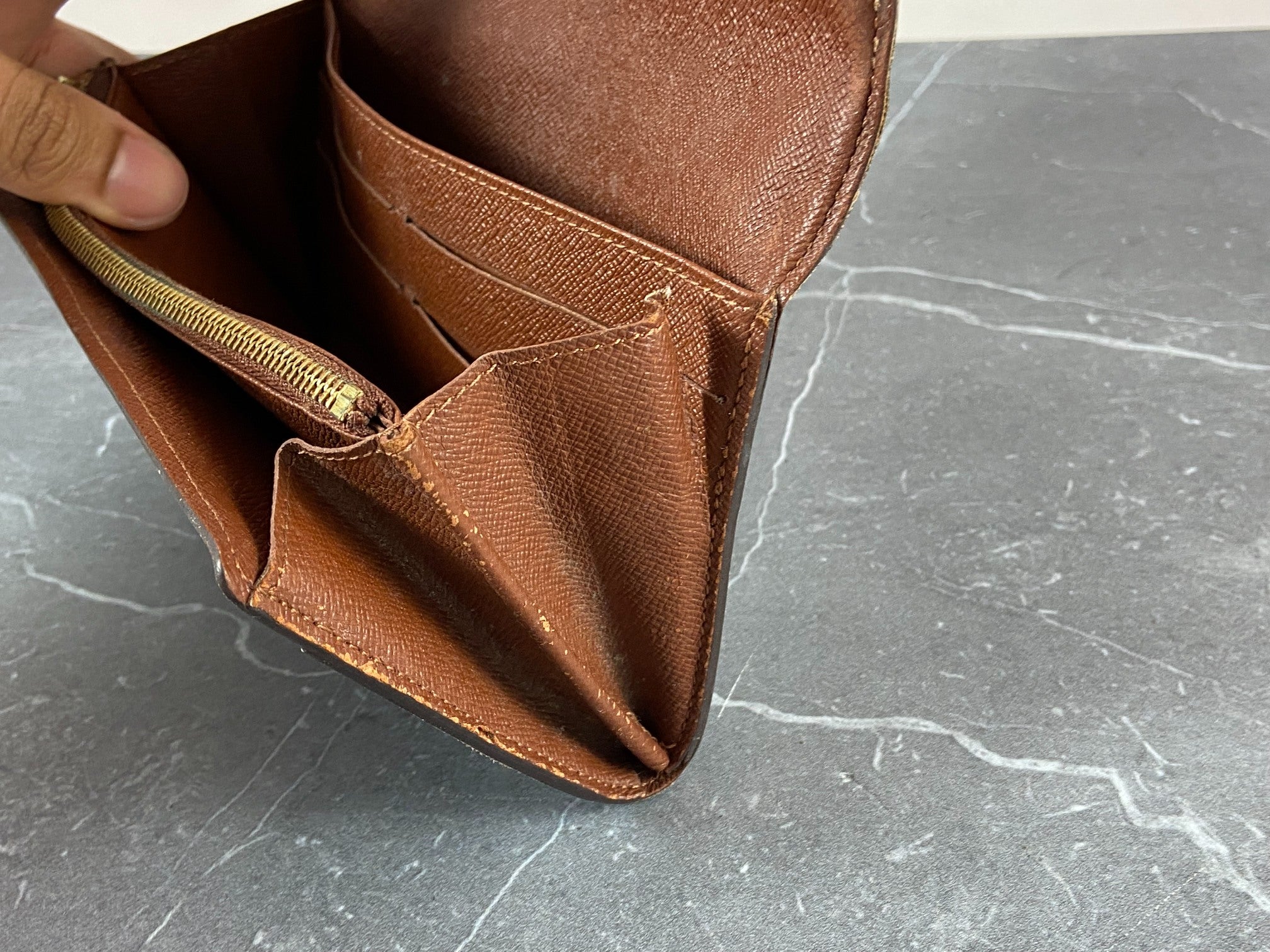 Louis Vuitton Sarah Wallet Monogram Canvas