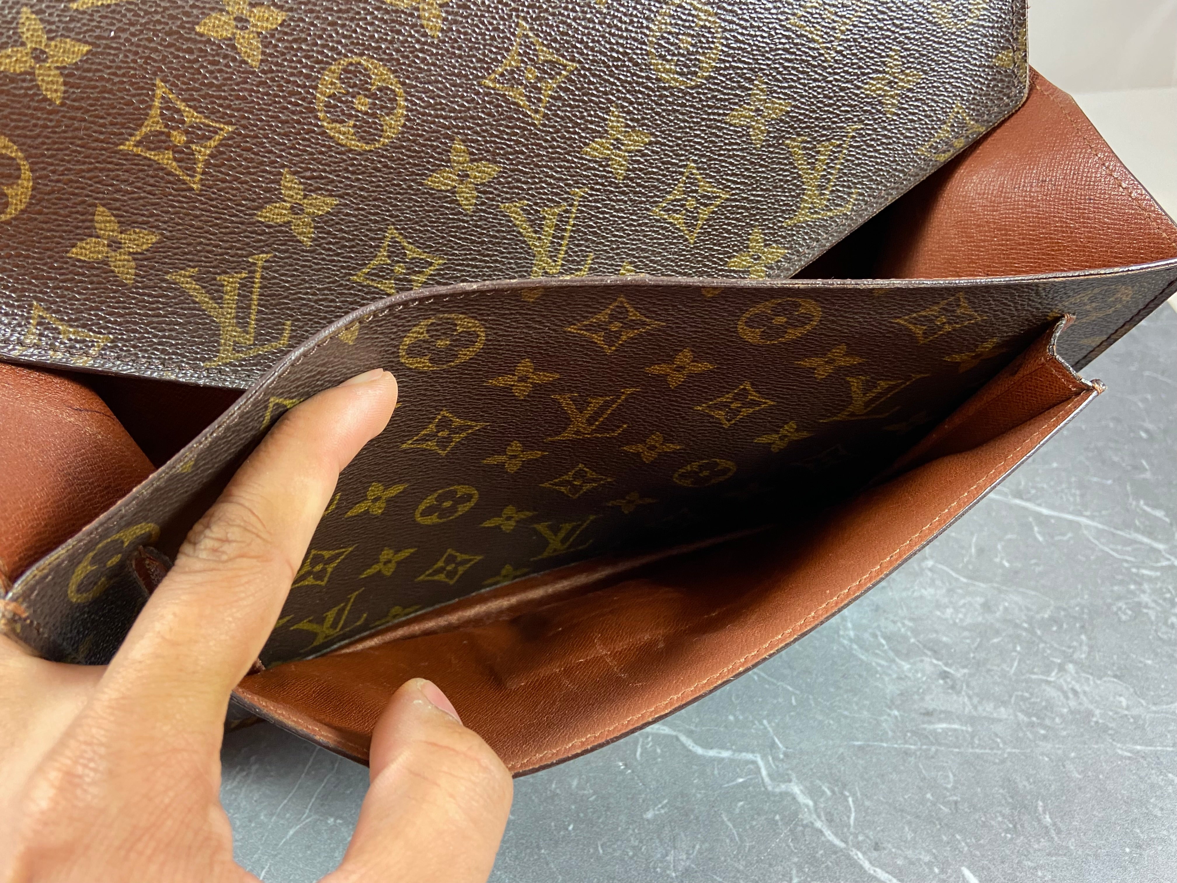 Louis Vuitton Monceau 28 Monogram Canvas