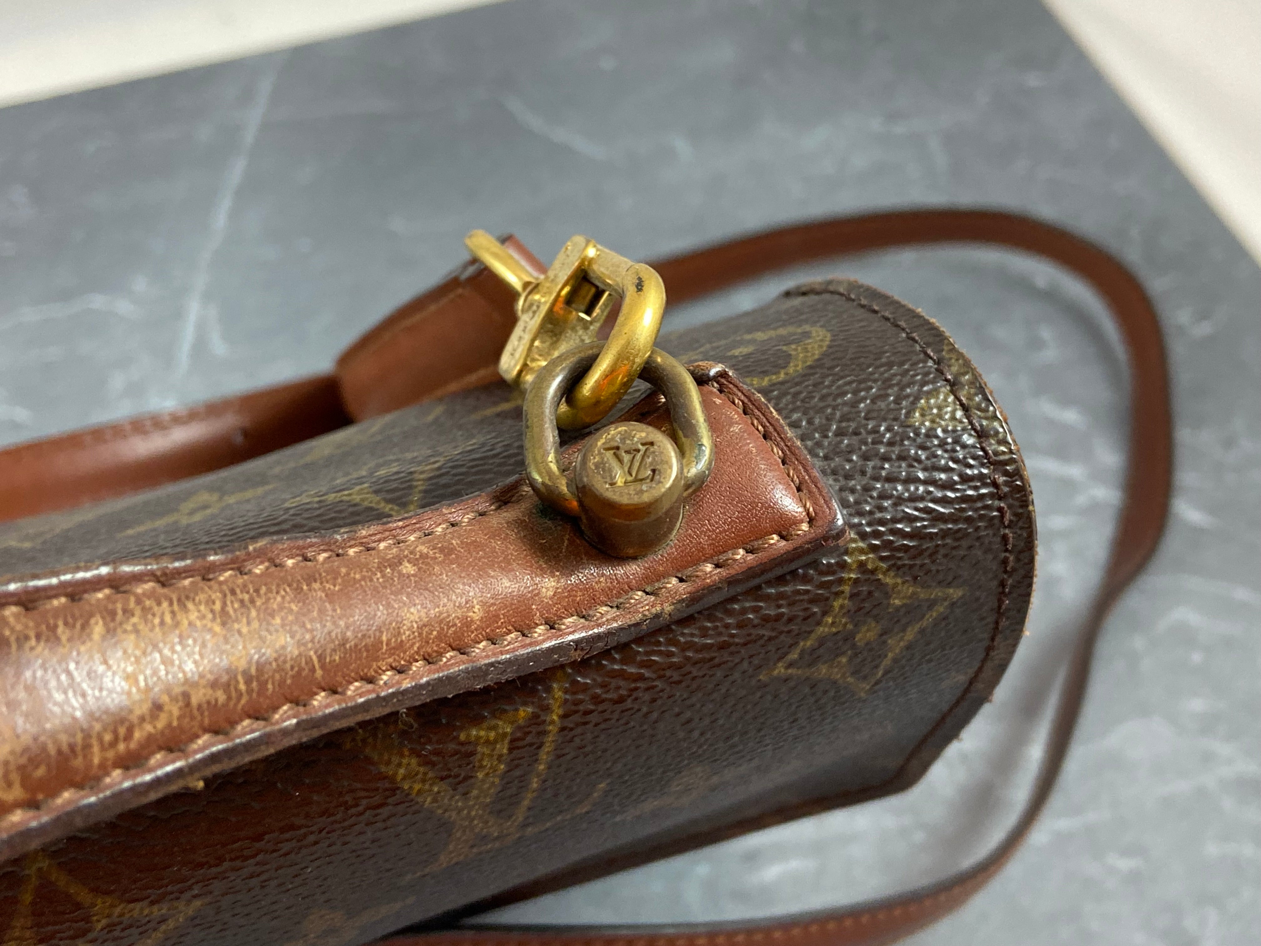 Louis Vuitton Monceau 28 Monogram Canvas
