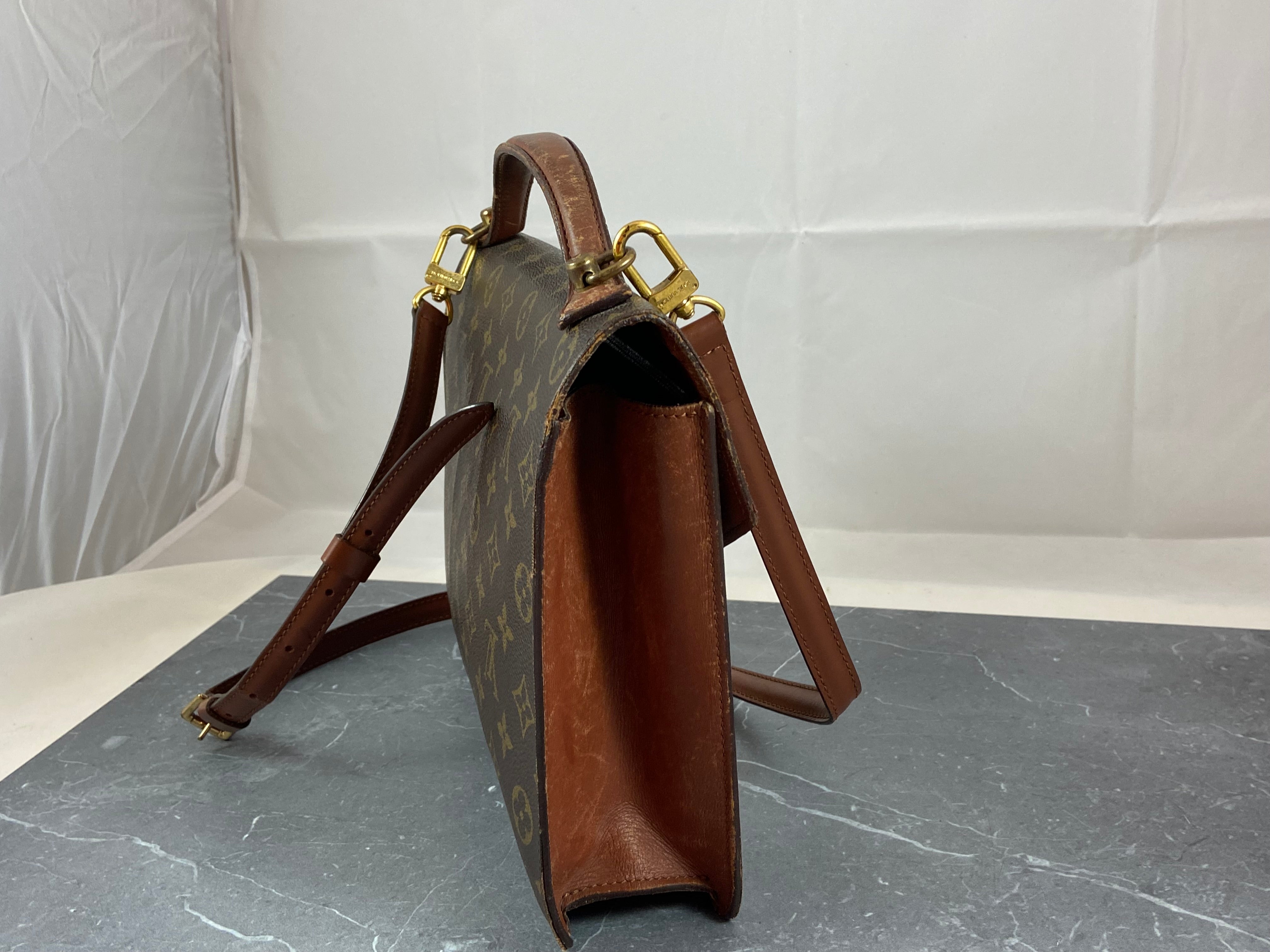 Louis Vuitton Monceau 28 Monogram Canvas