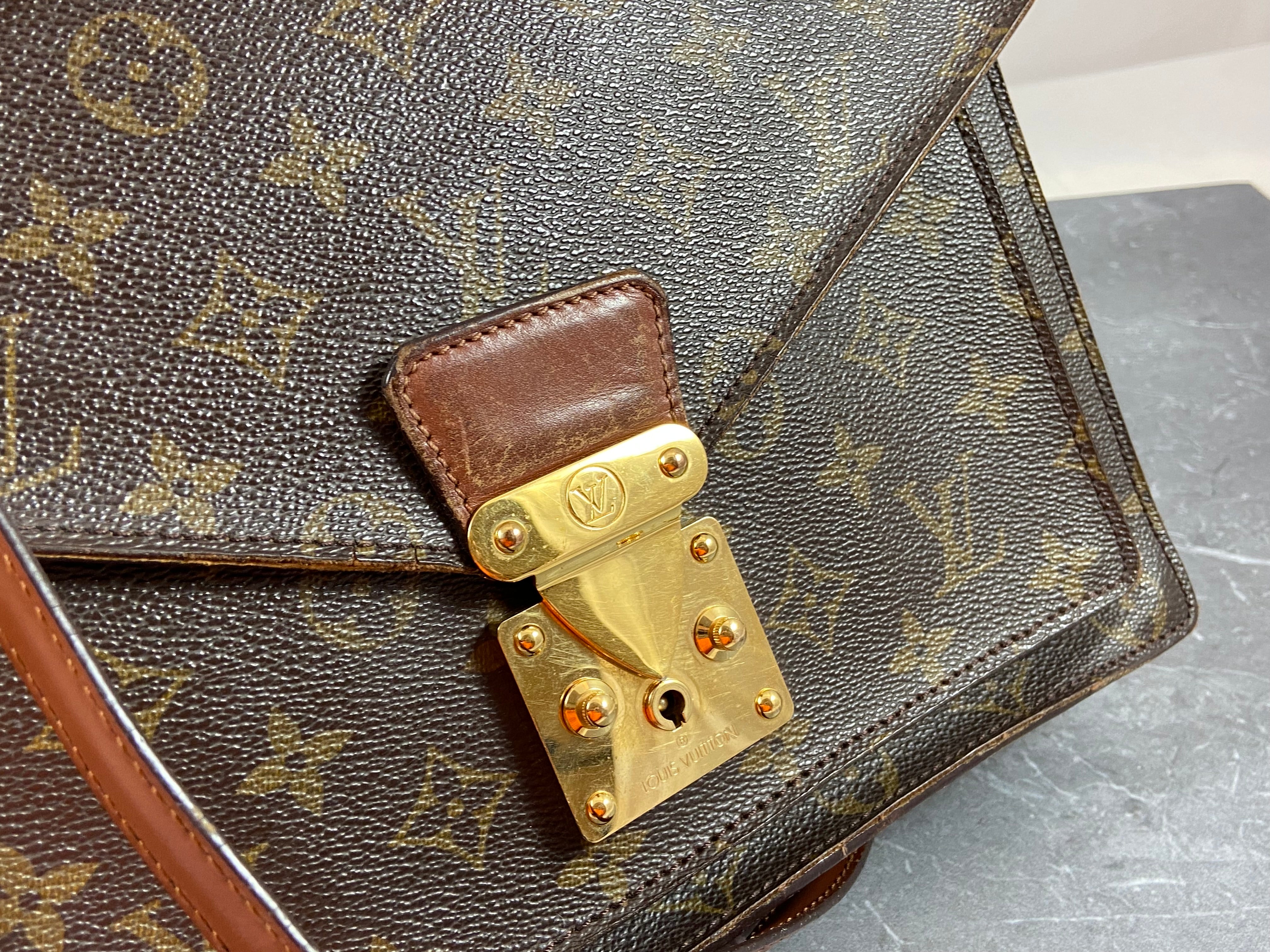 Louis Vuitton Monceau 28 Monogram Canvas
