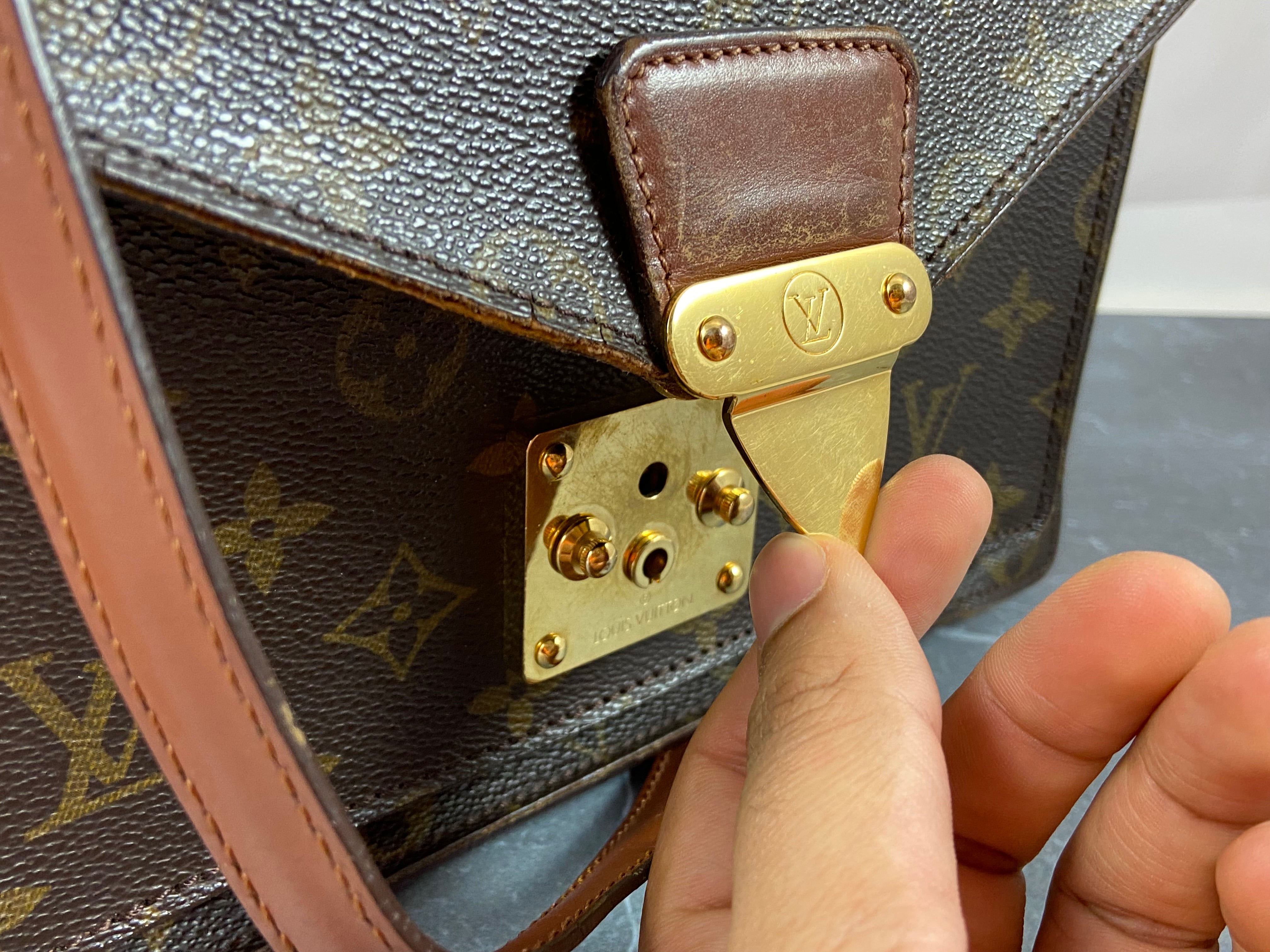 Louis Vuitton Monceau 28 Monogram Canvas