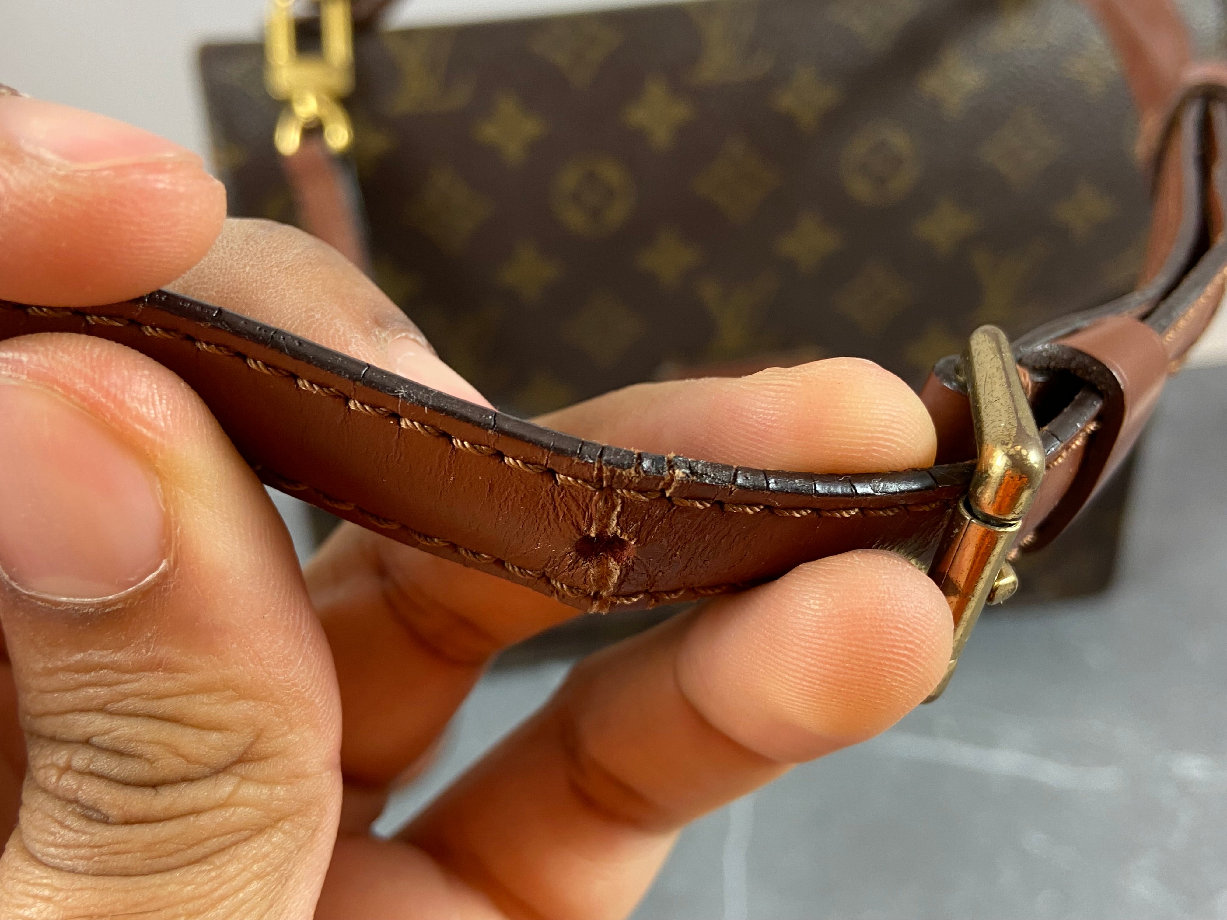 Louis Vuitton Monceau 28 Monogram Canvas
