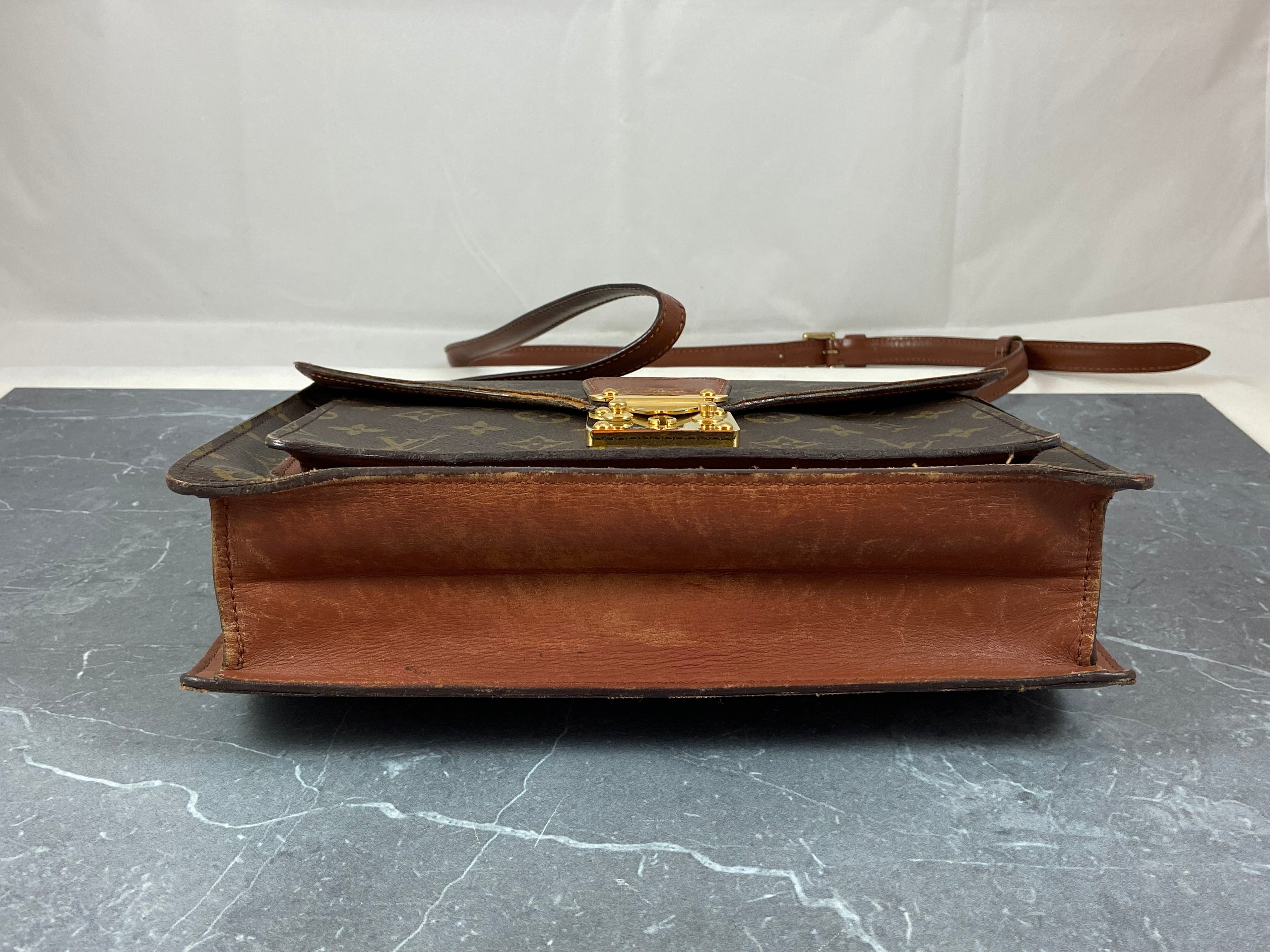 Louis Vuitton Monceau 28 Monogram Canvas