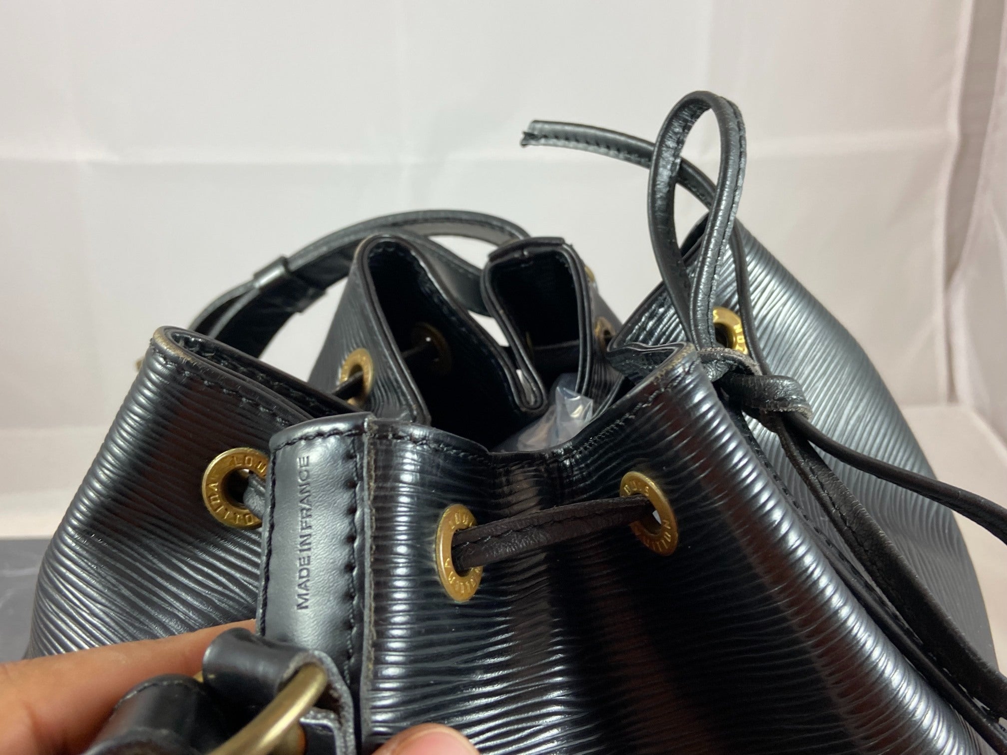 Louis Vuitton Sac Noé Petit Black Epi Leather