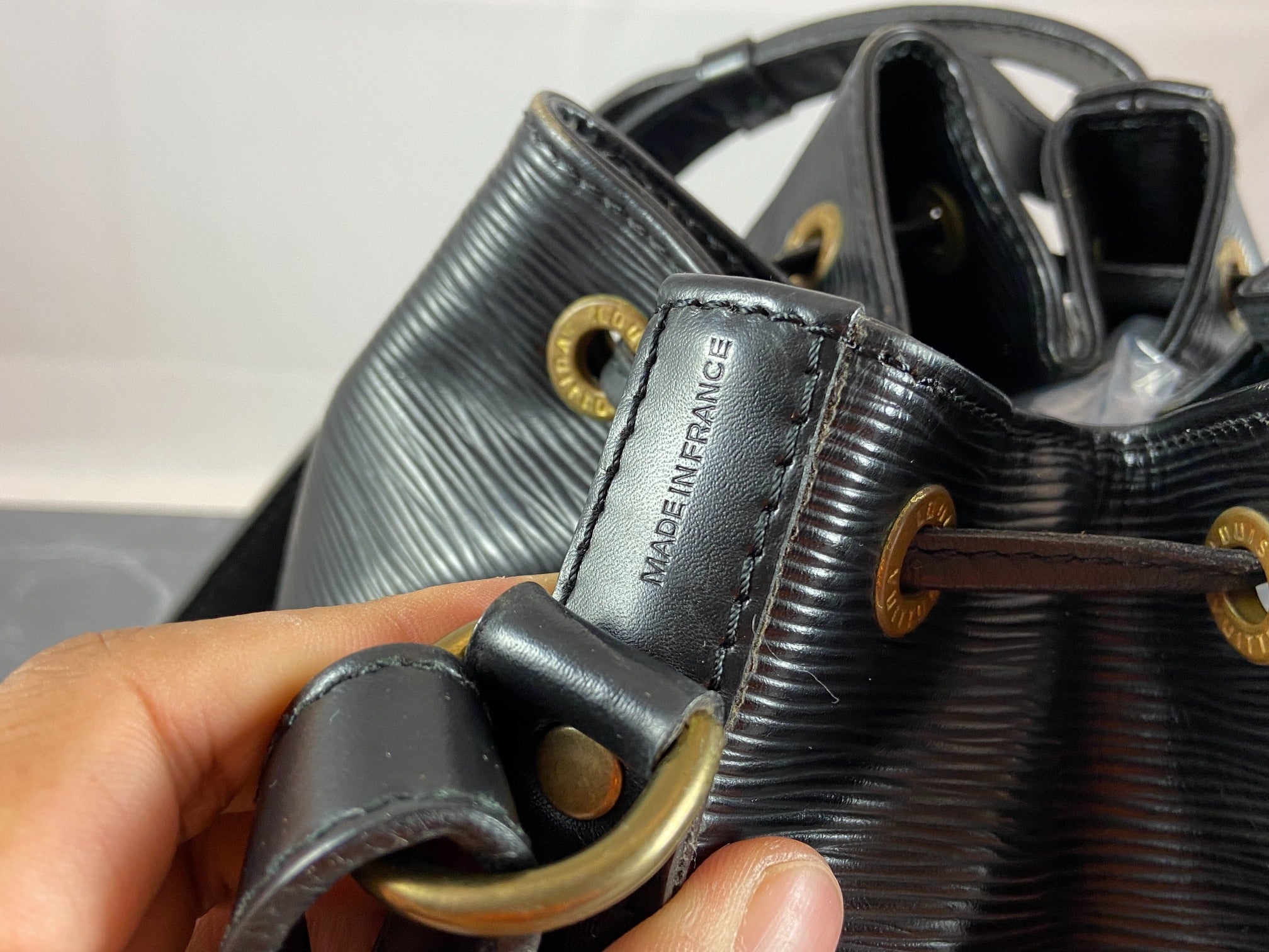 Louis Vuitton Sac Noé Petit Black Epi Leather