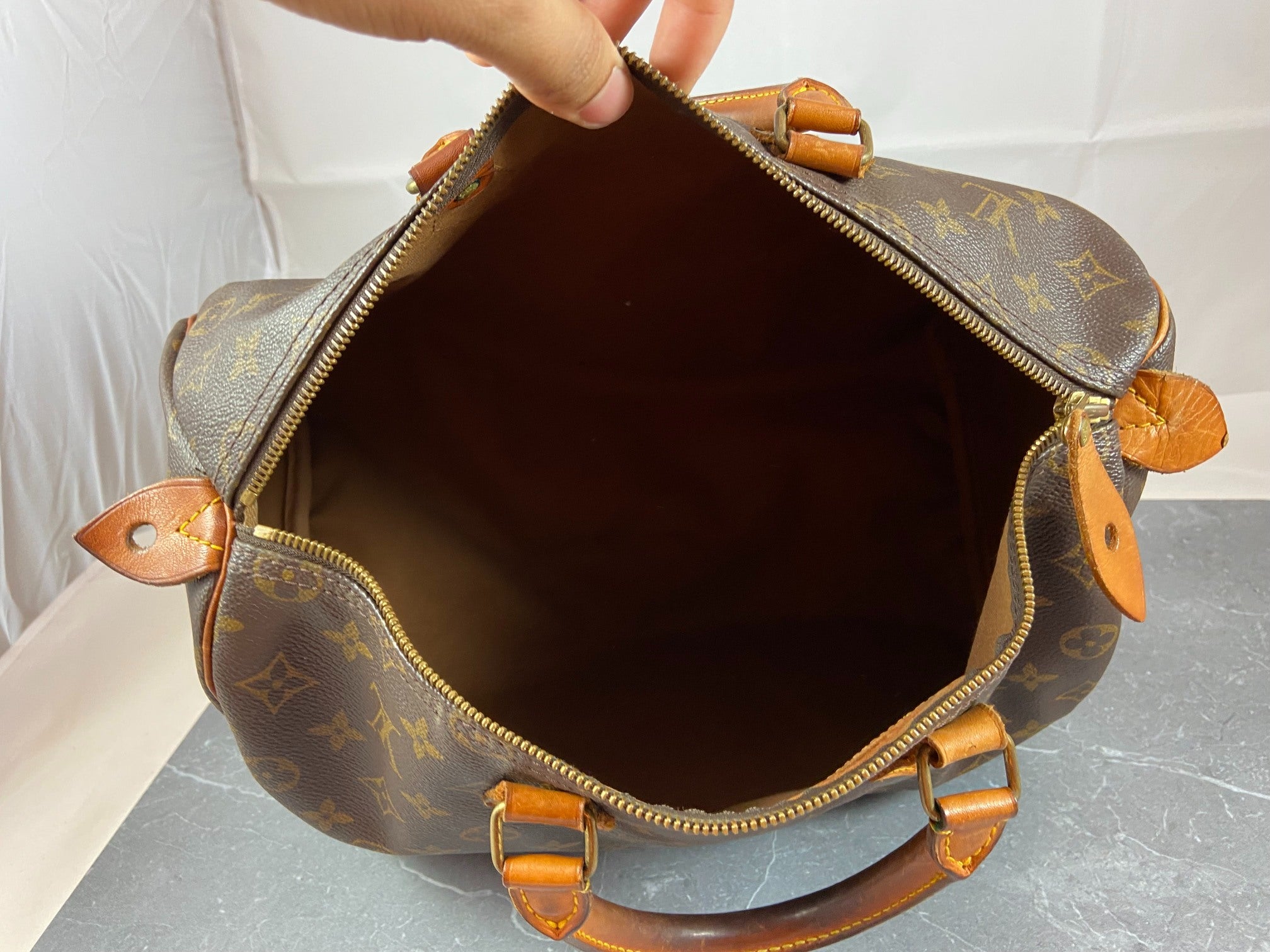 Louis Vuitton Speedy 35 Monogram Canvas