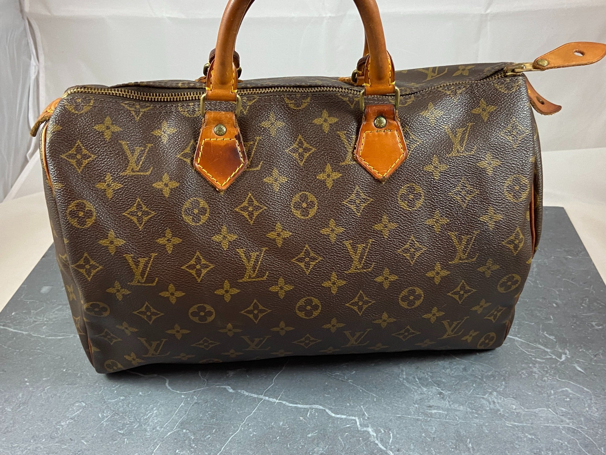 Louis Vuitton Speedy 35 Monogram Canvas