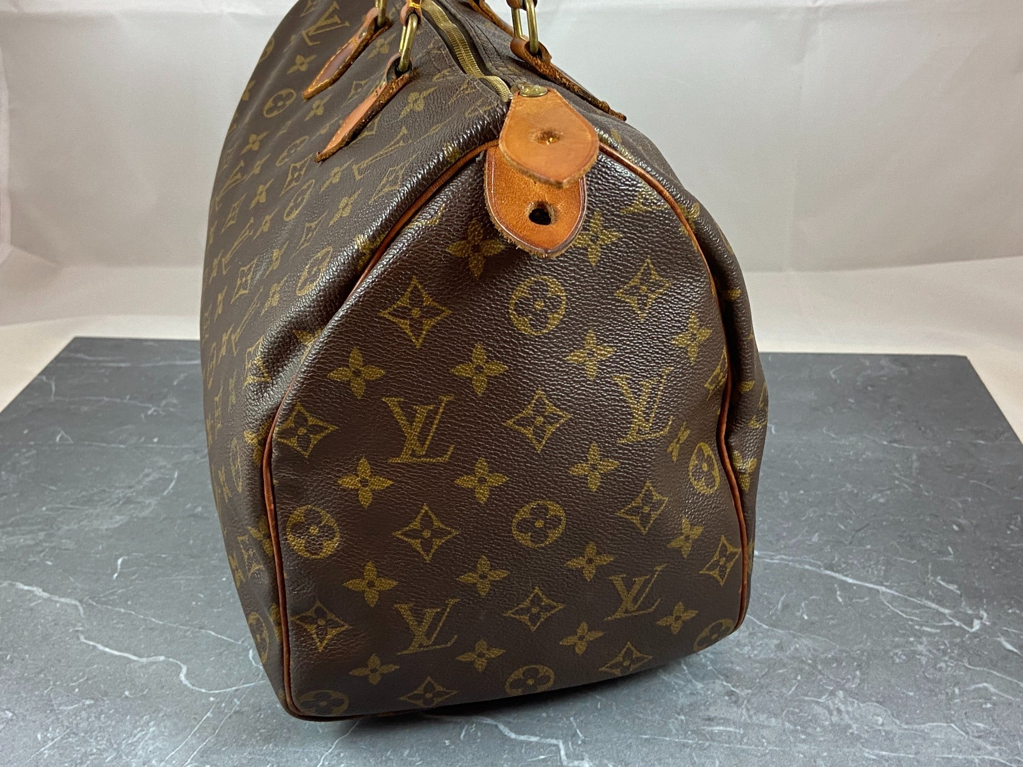 Louis Vuitton Speedy 35 Monogram Canvas