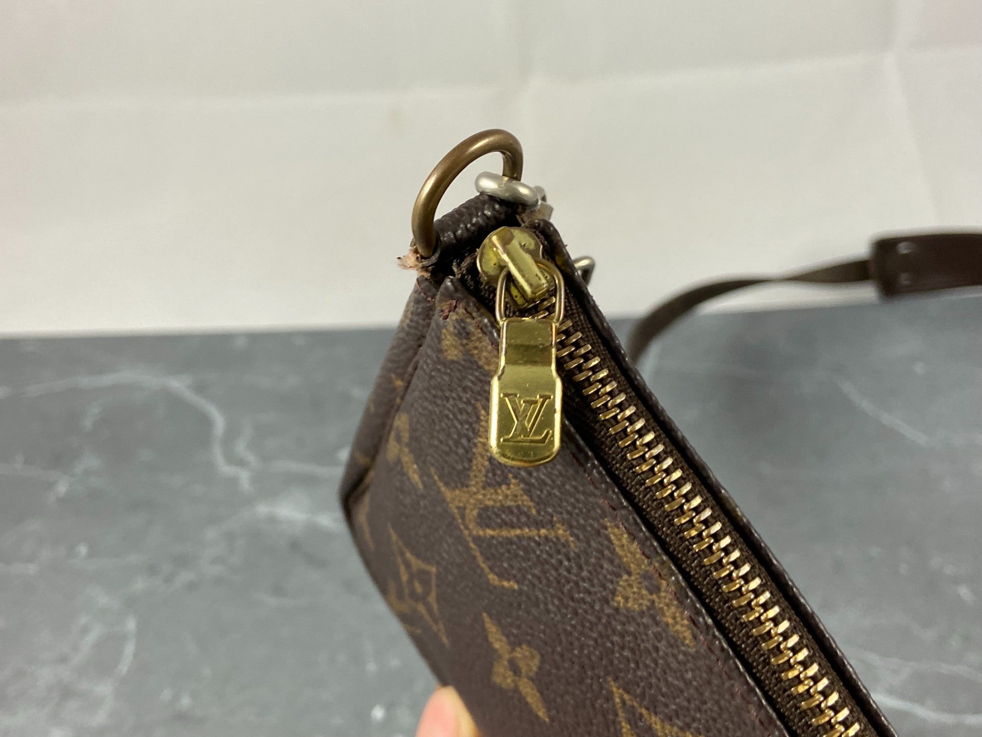 Louis Vuitton Pochette Accessoires Monogram Canvas