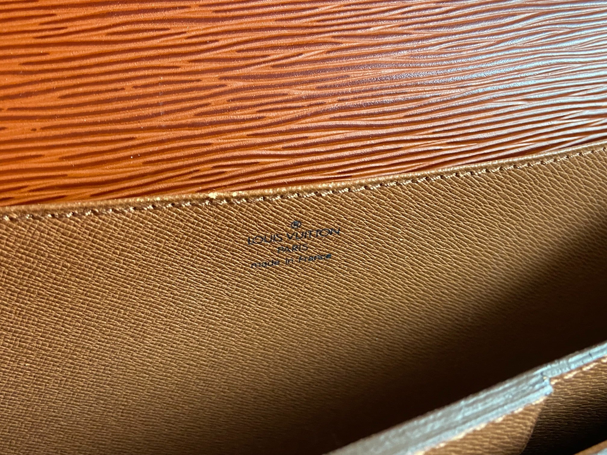 Louis Vuitton Porte Documents Conseiller Brown Epi Leather