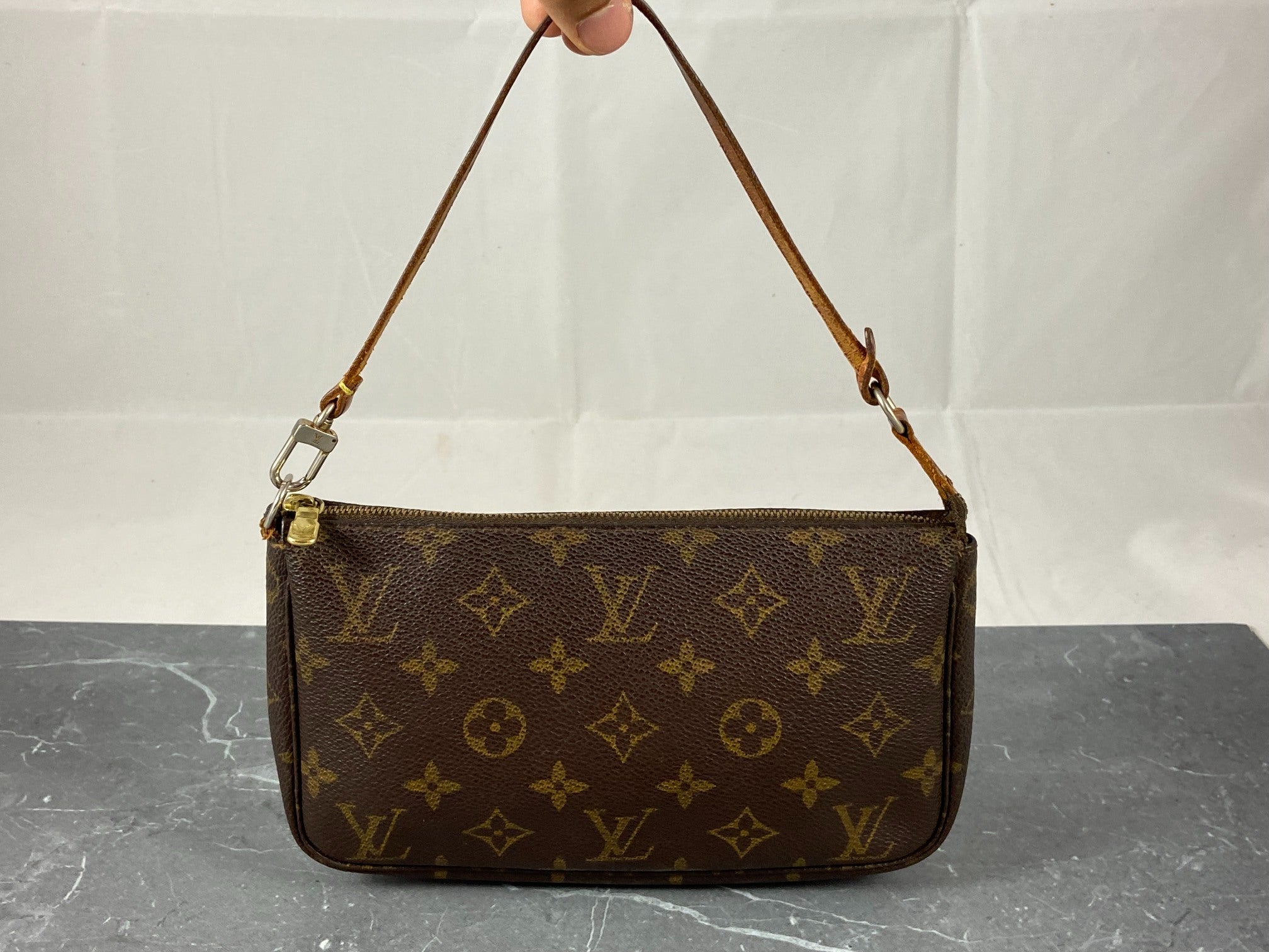 Louis Vuitton Pochette Accessoires Monogram Canvas