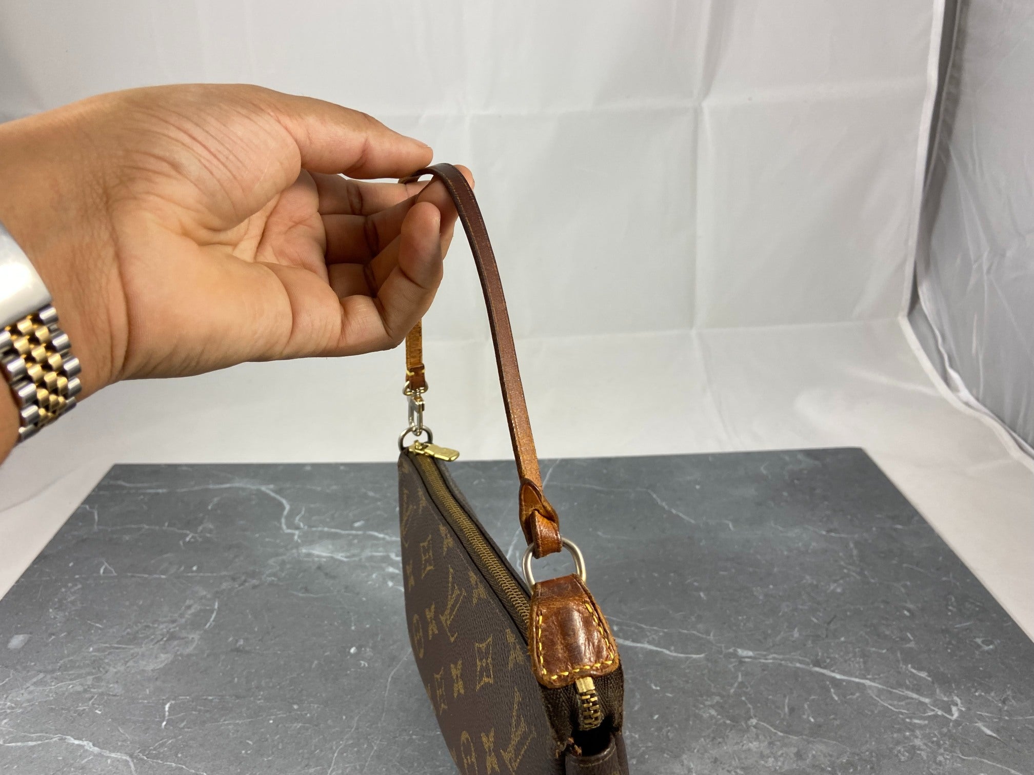 Louis Vuitton Pochette Accessoires Monogram Canvas
