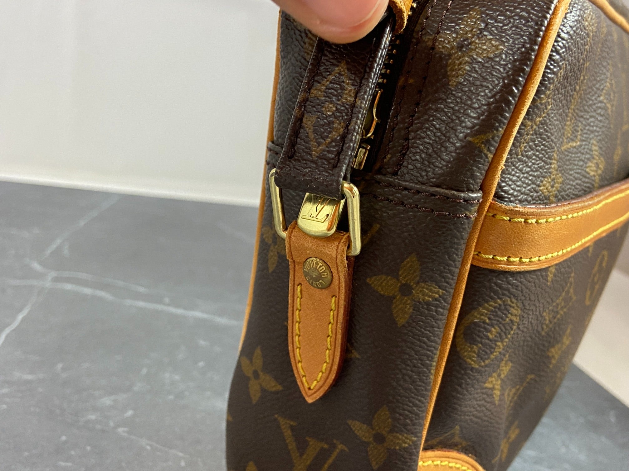 Louis Vuitton Trocadero 27 Shoulder Bag Monogram Canvas