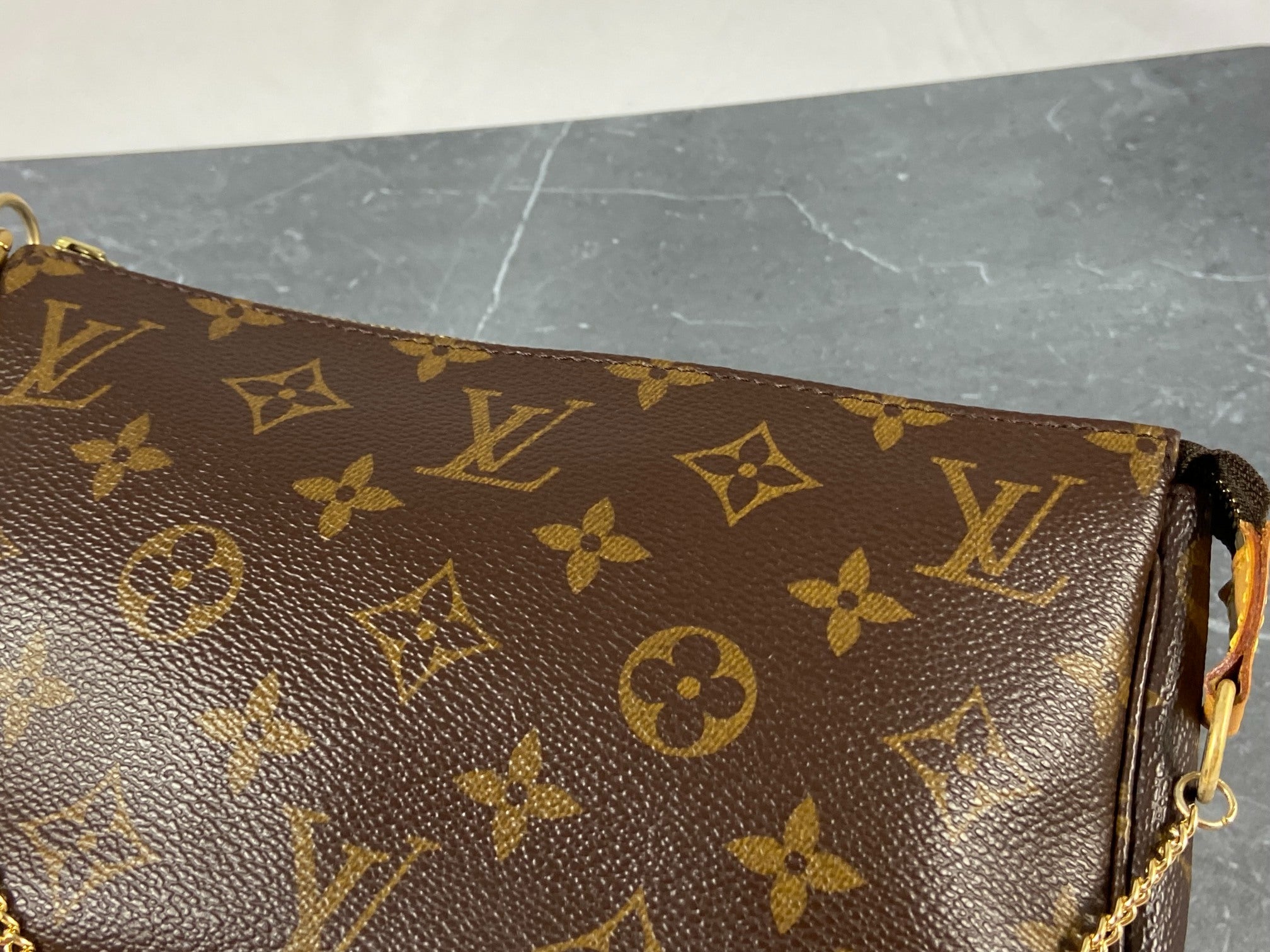 Louis Vuitton Pochette Accessoires Monogram Canvas