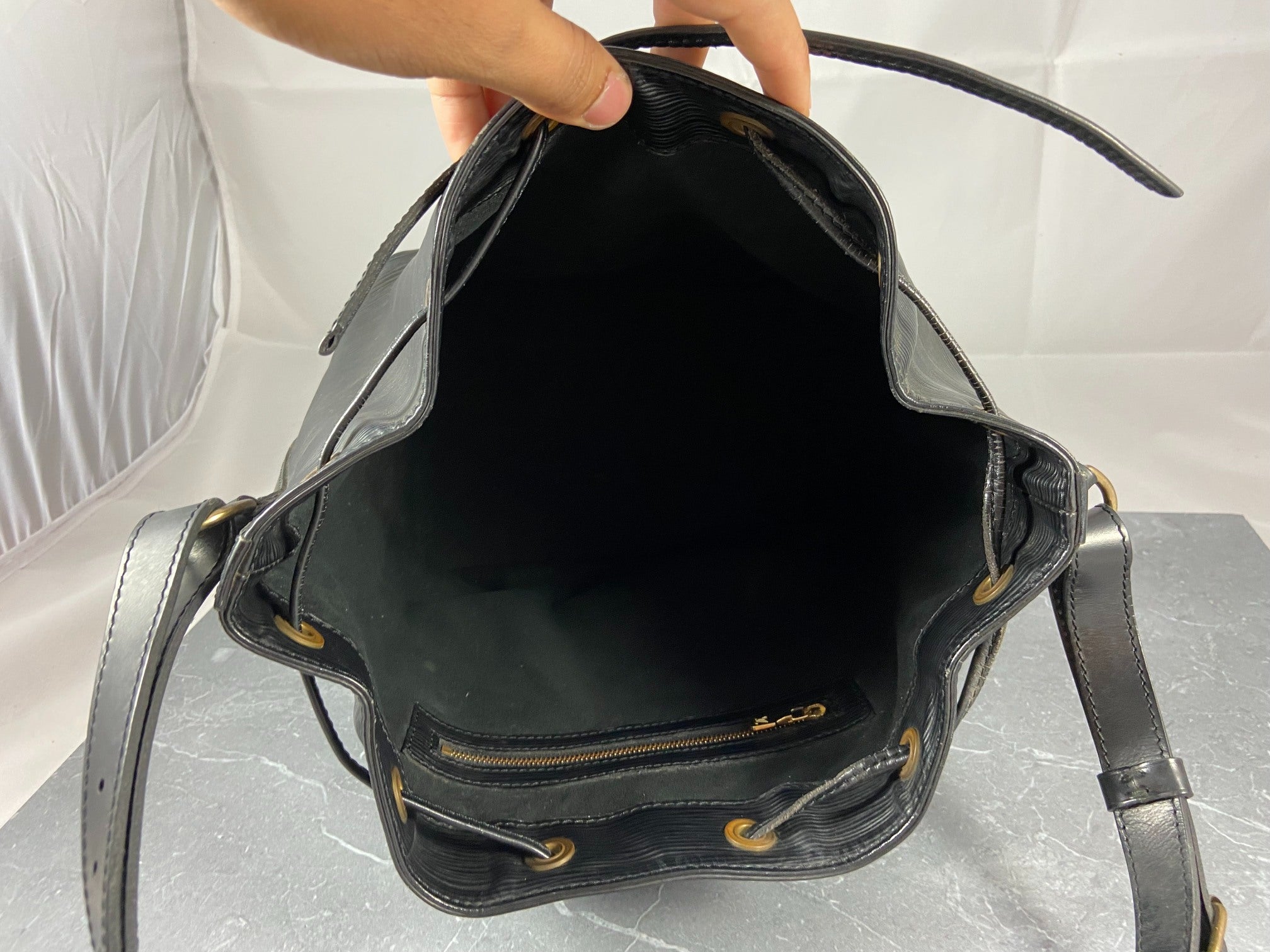 Louis Vuitton Sac Noé Petit Black Epi Leather
