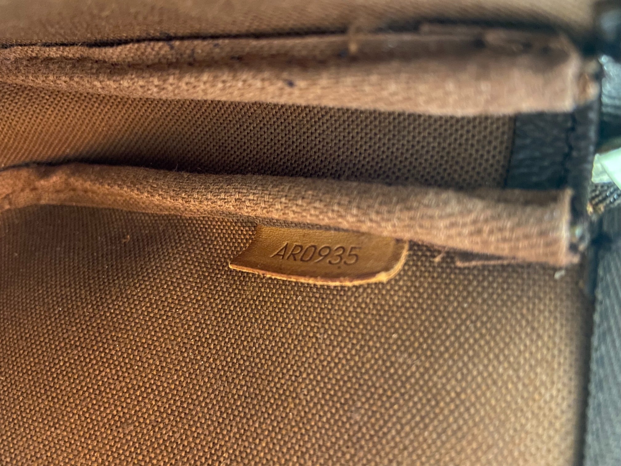 Louis Vuitton Pochette Accessoires Monogram Canvas