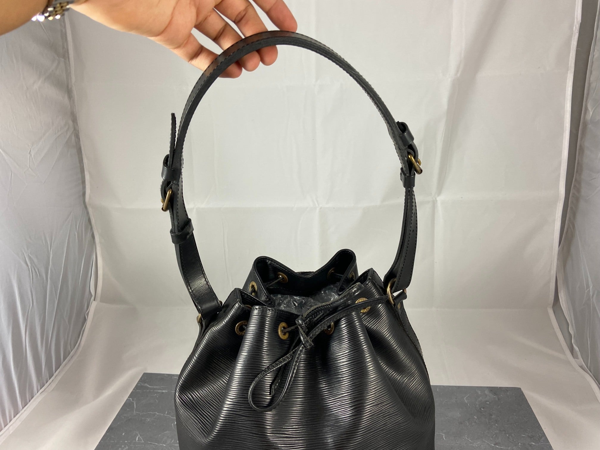 Louis Vuitton Sac Noé Petit Black Epi Leather