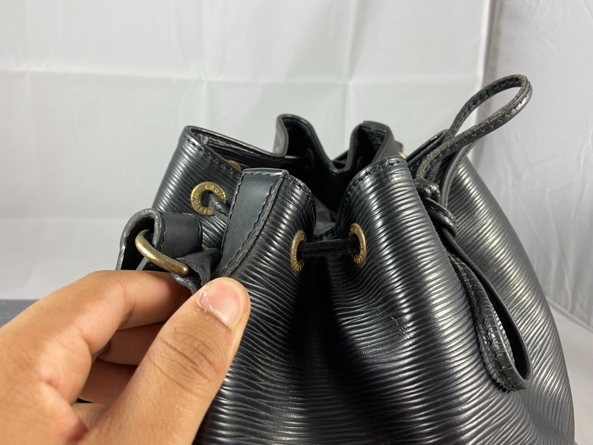 Louis Vuitton Sac Noé Petit Black Epi Leather